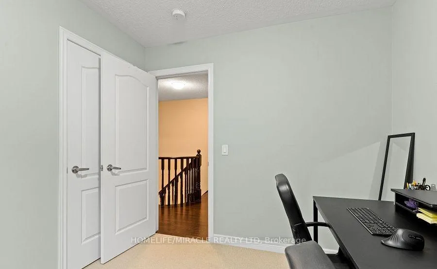 Photo 30 of 11 Thornapple Street, Brampton, Sandringham-Wellington — HOMEH