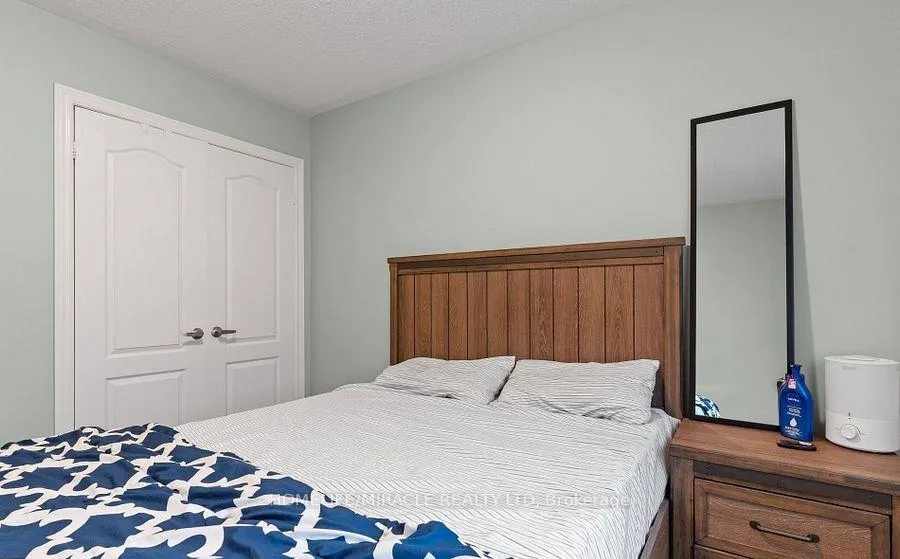 Photo 32 of 11 Thornapple Street, Brampton, Sandringham-Wellington — HOMEH