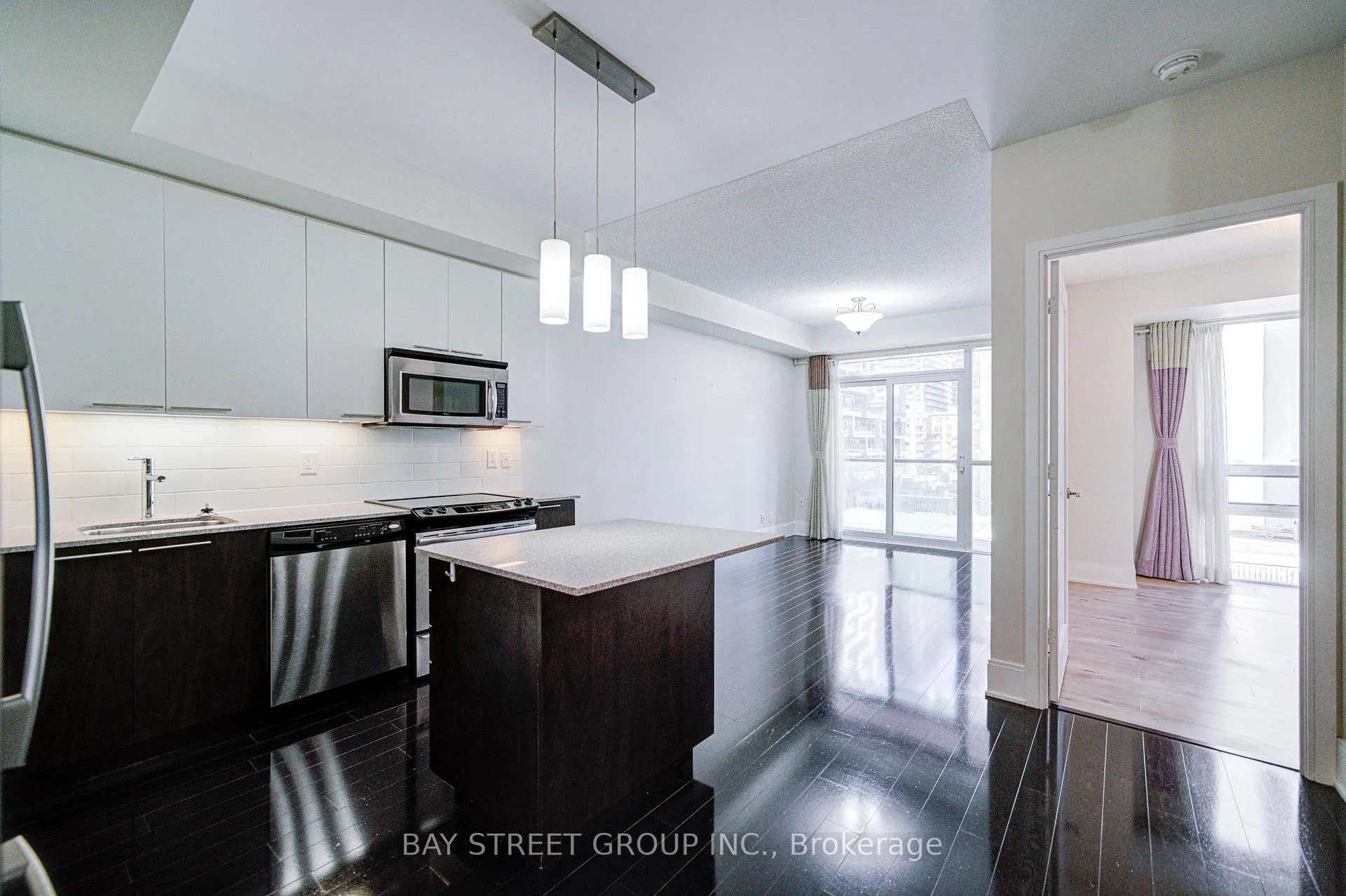 Photo 18 of Unit 212, 70 Roehampton Avenue, Toronto, Mount Pleasant West — HOMEH