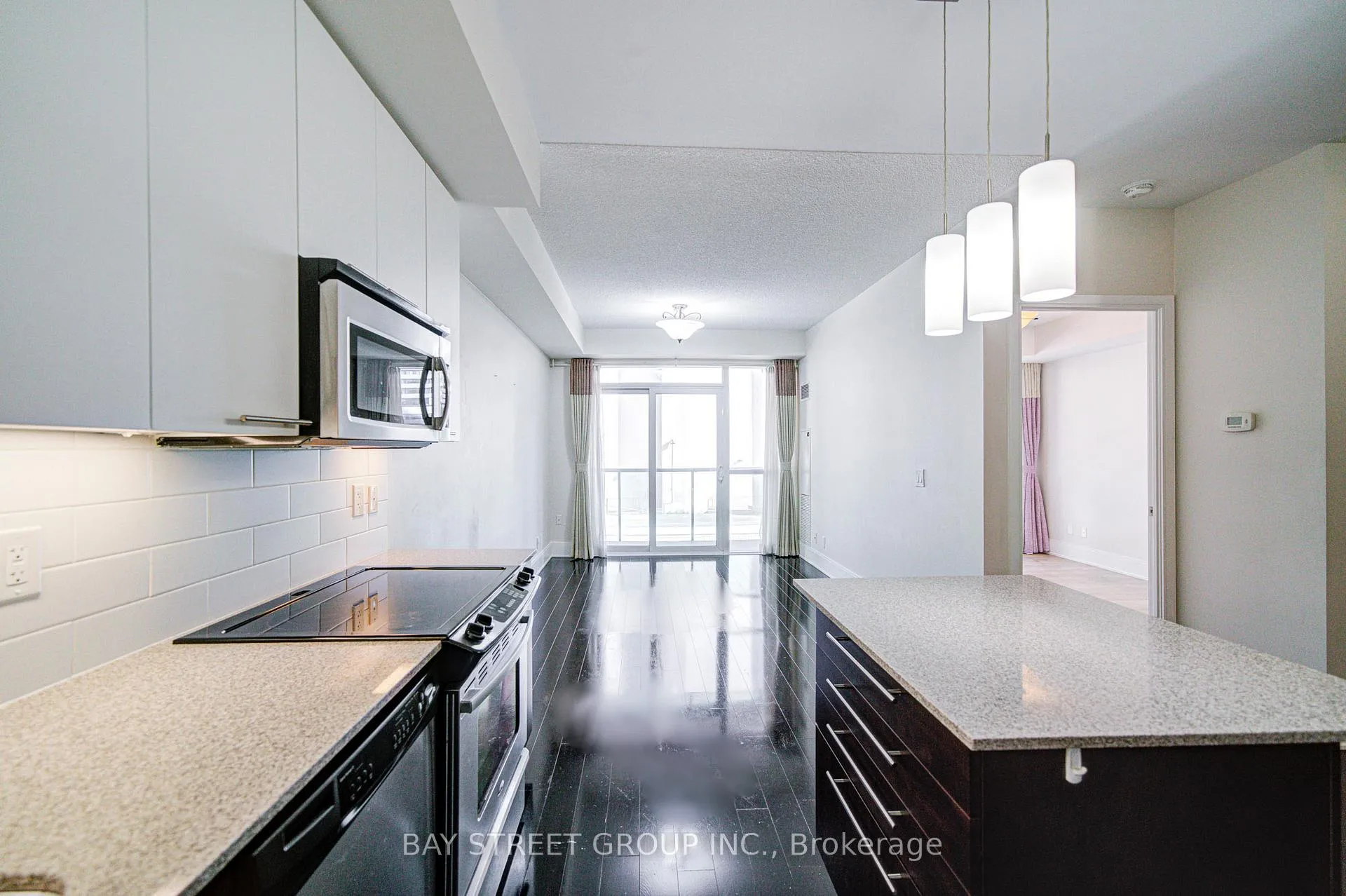 Photo 22 of Unit 212, 70 Roehampton Avenue, Toronto, Mount Pleasant West — HOMEH