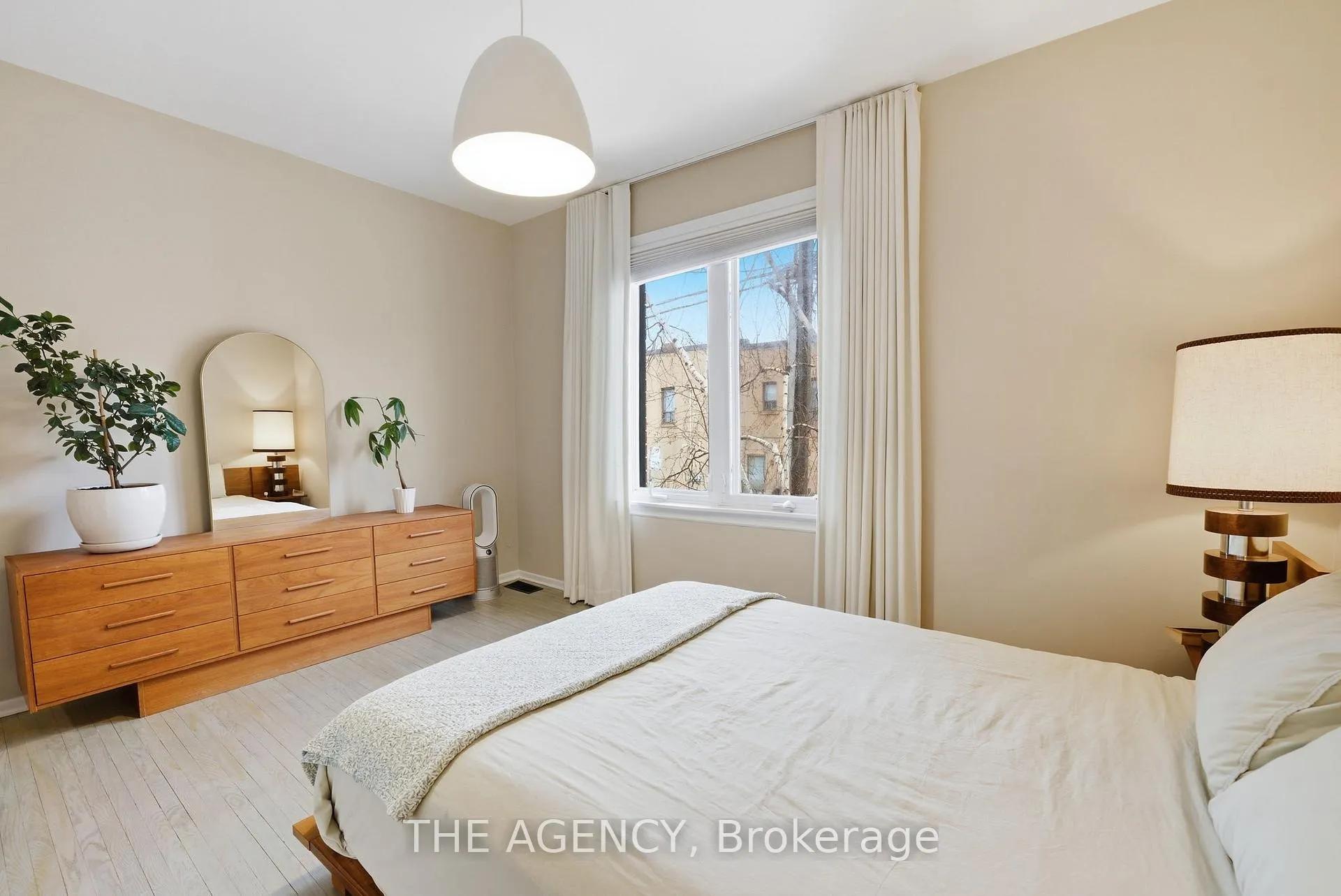 Photo 16 of 36 Mansfield Avenue, Toronto, Trinity-Bellwoods — HOMEH