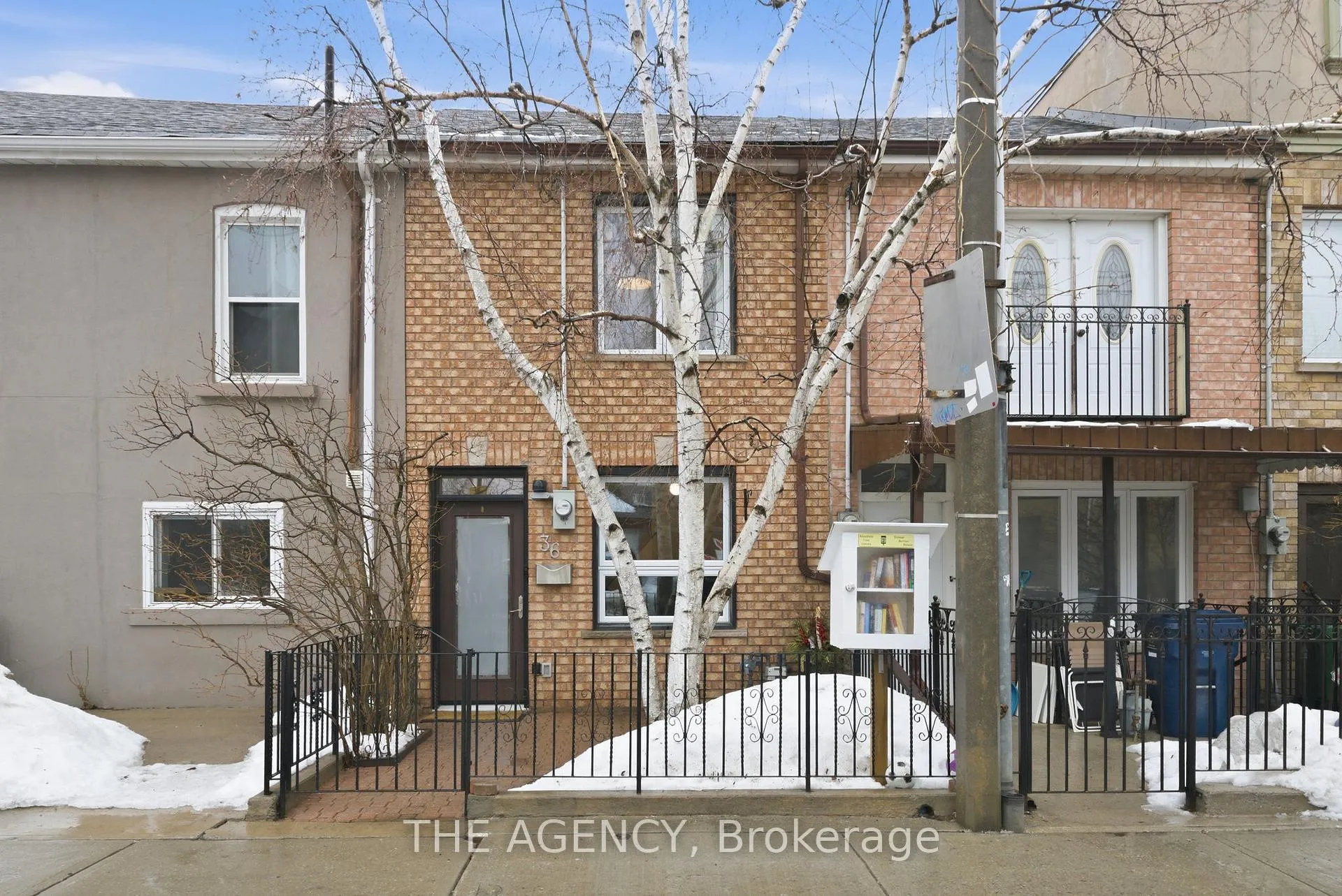 Photo 28 of 36 Mansfield Avenue, Toronto, Trinity-Bellwoods — HOMEH
