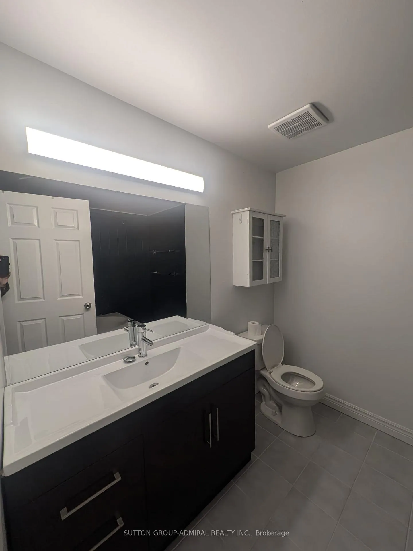 Photo 13 of Unit 607, 80 Athol Street E, Oshawa, Central — HOMEH