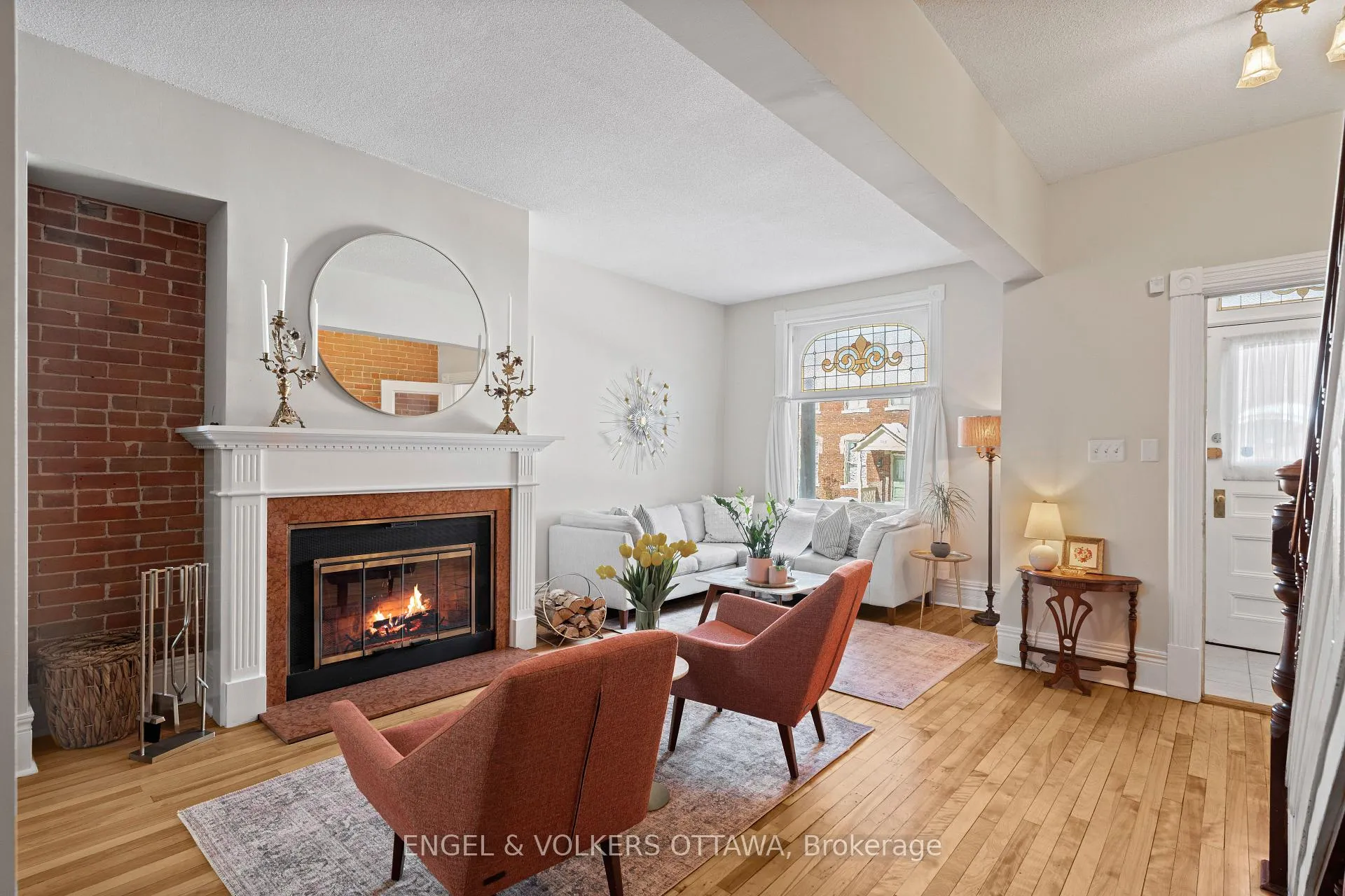 Photo 4 of 210 Daly Avenue, Ottawa, Sandy Hill — HOMEH