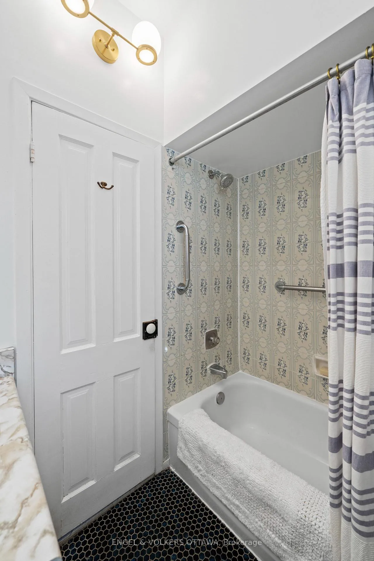 Photo 31 of 210 Daly Avenue, Ottawa, Sandy Hill — HOMEH