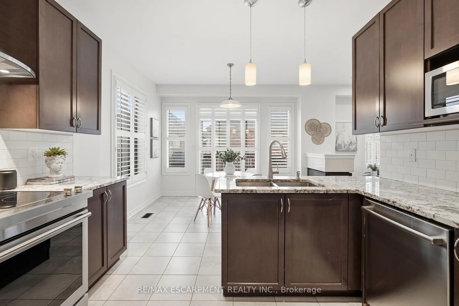 Photo 10 of 4268 Ryan Lane, Burlington, Alton — HOMEH