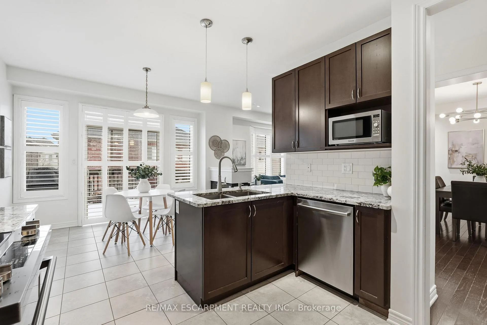 Photo 12 of 4268 Ryan Lane, Burlington, Alton — HOMEH