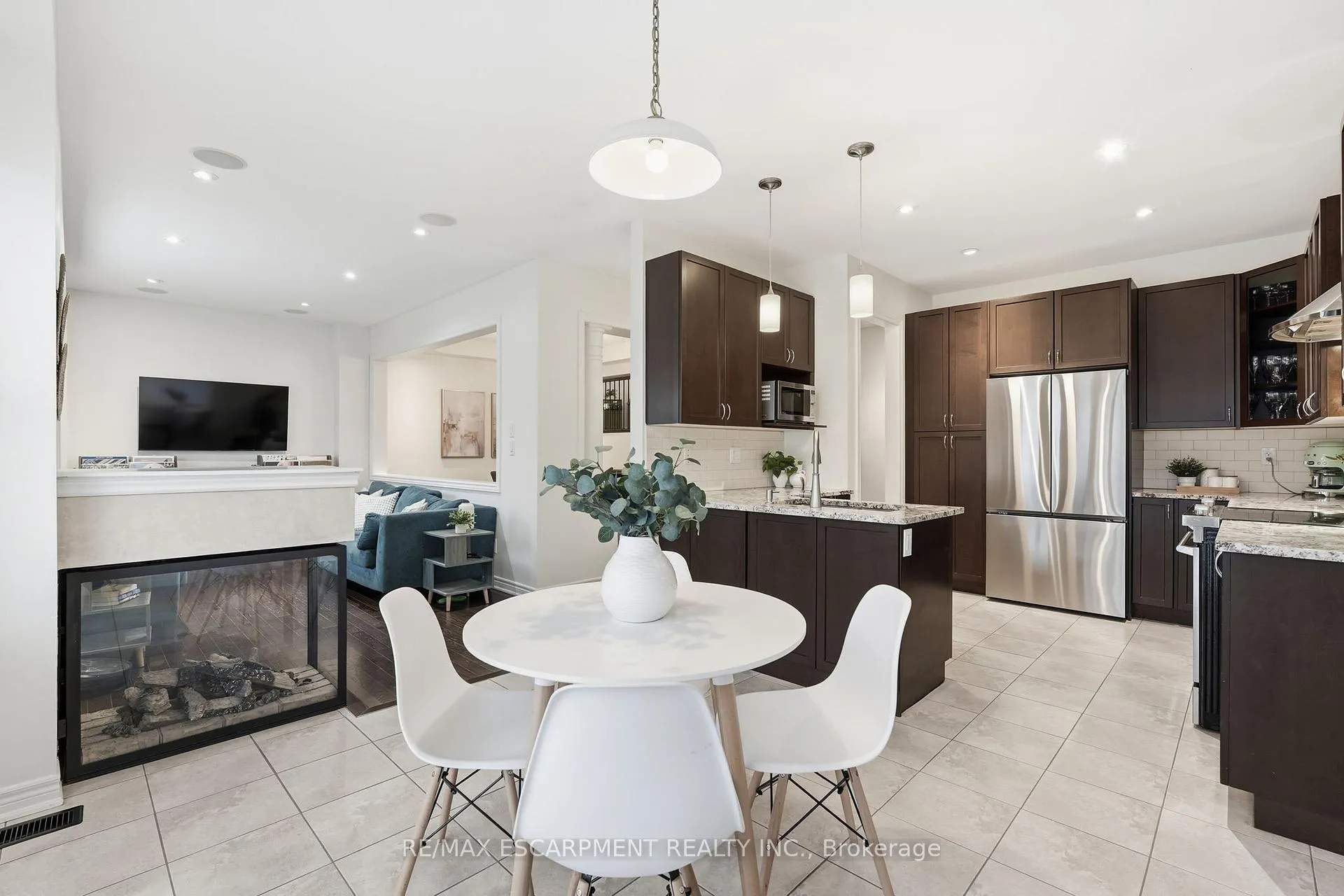 Photo 15 of 4268 Ryan Lane, Burlington, Alton — HOMEH