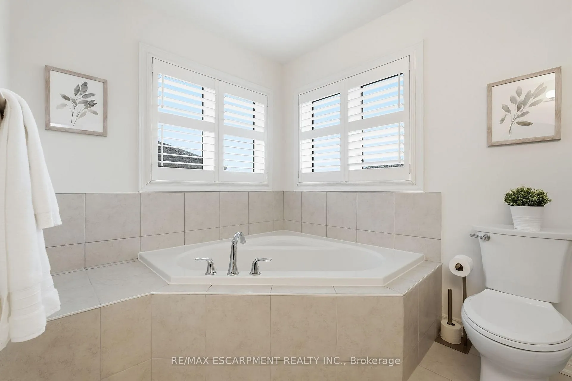 Photo 35 of 4268 Ryan Lane, Burlington, Alton — HOMEH