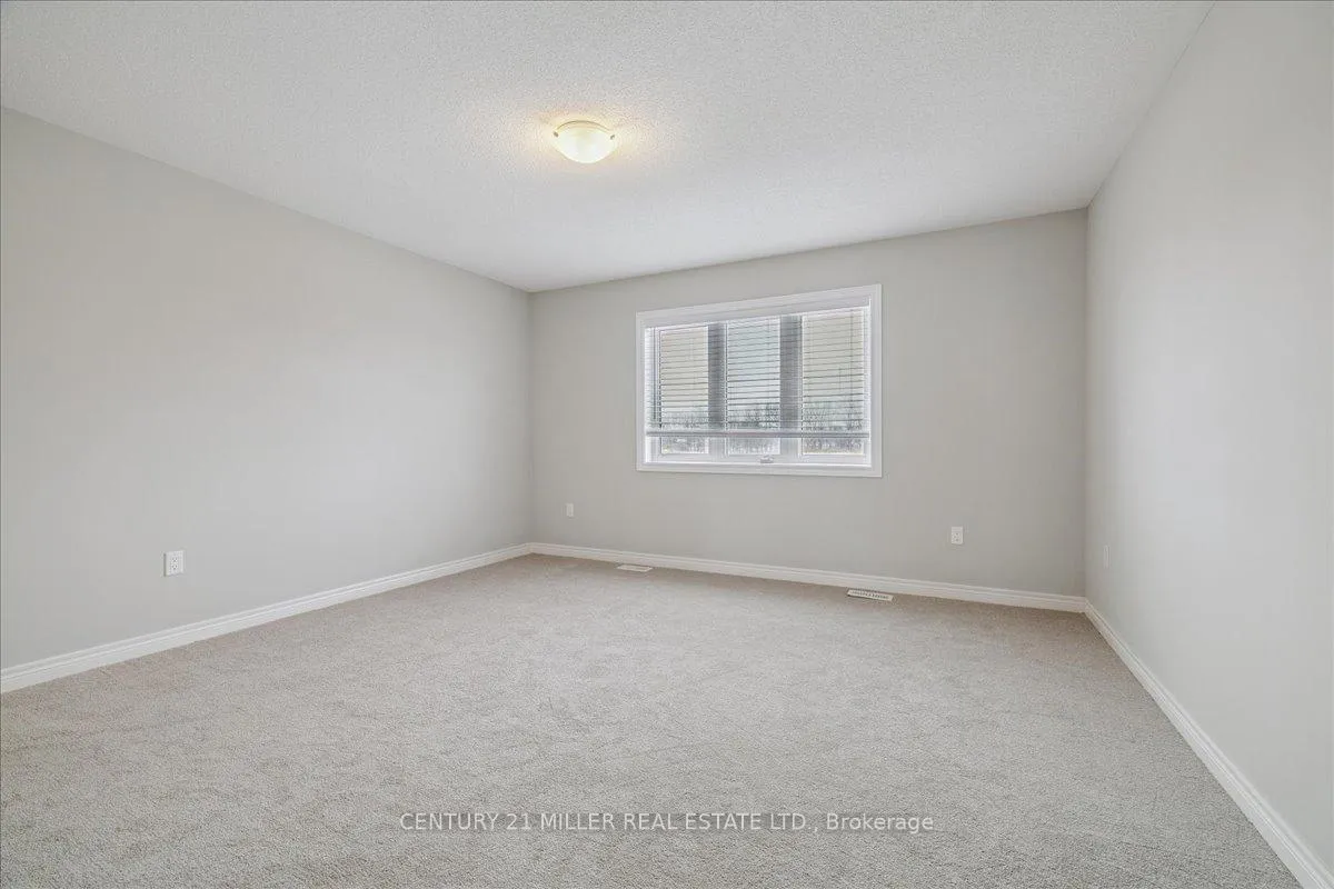 Photo 24 of 8 Cooley Grove, Hamilton, Meadowlands — HOMEH