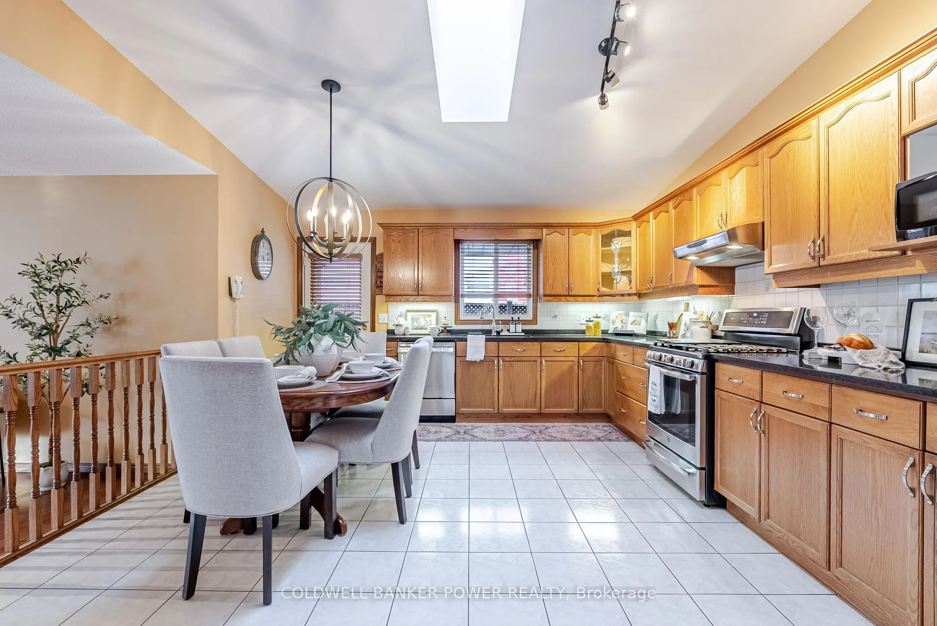 Photo 11 of 228 Chelton Road, London, South U — HOMEH