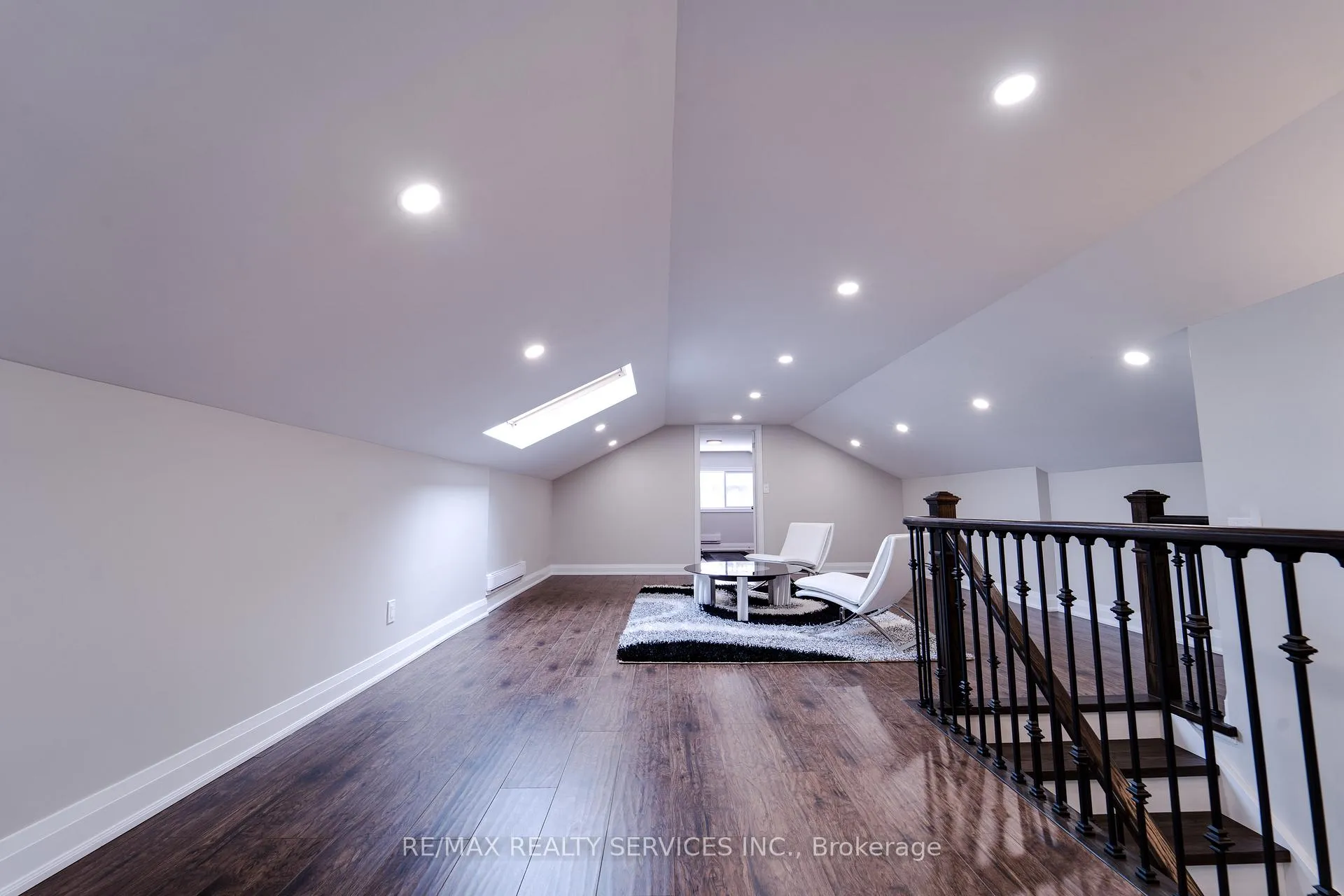 Photo 17 of 885 Glen Cedar Drive, Selwyn — HOMEH