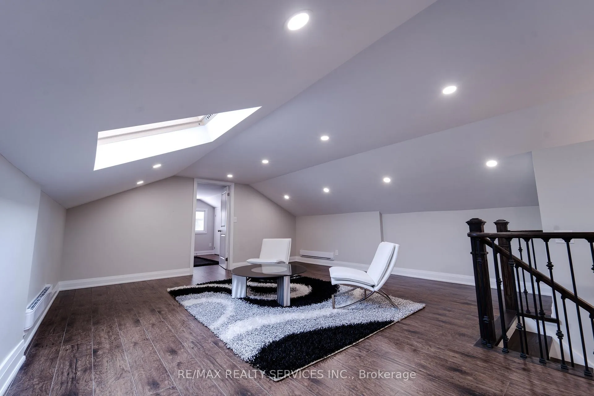 Photo 18 of 885 Glen Cedar Drive, Selwyn — HOMEH