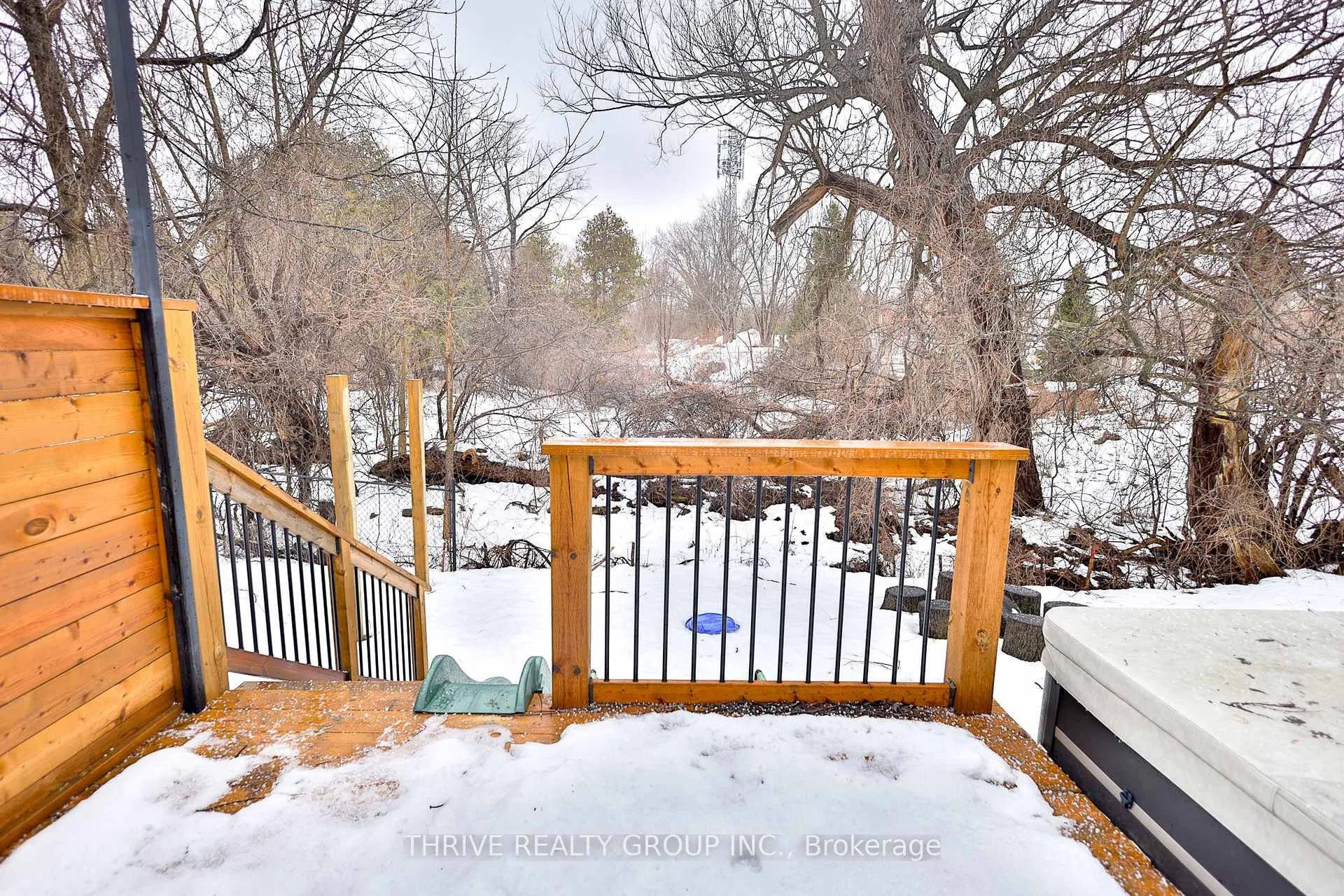 Photo 20 of Unit UPPER UNIT, 2059 Cedarpark Drive, London, North D — HOMEH