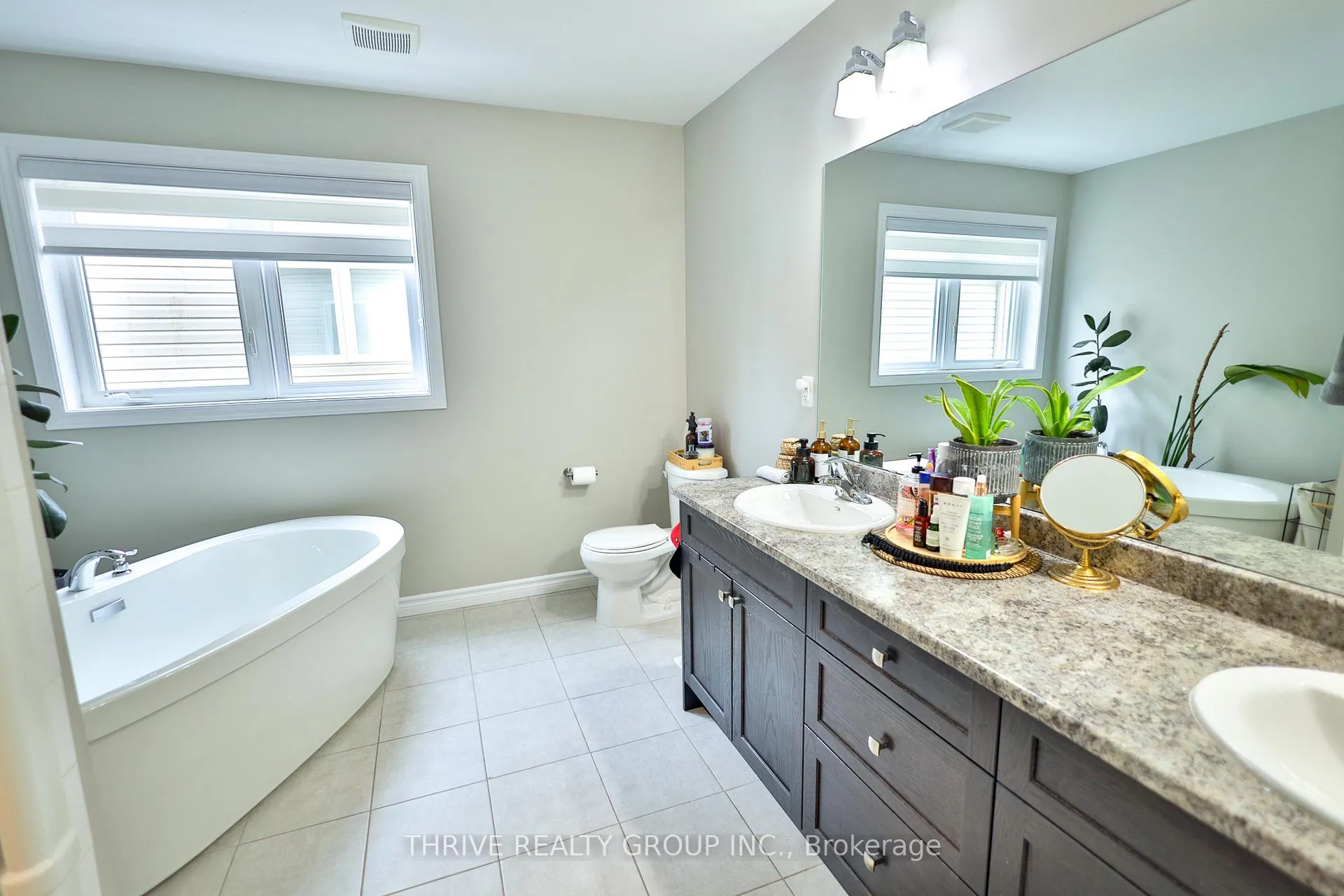 Photo 25 of Unit UPPER UNIT, 2059 Cedarpark Drive, London, North D — HOMEH