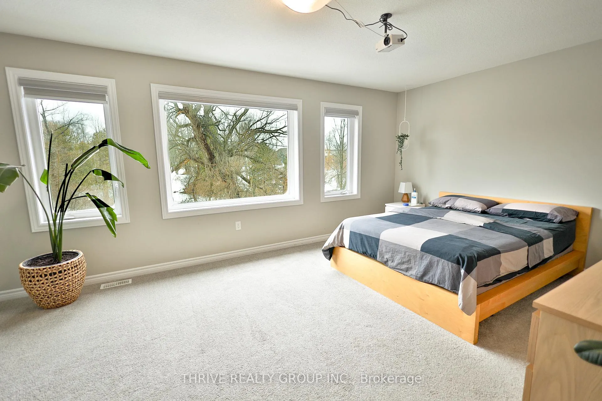 Photo 26 of Unit UPPER UNIT, 2059 Cedarpark Drive, London, North D — HOMEH