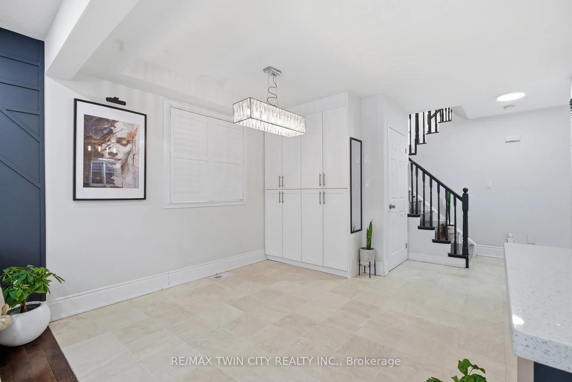 Photo 13 of 67 Bridlewreath Street, Kitchener — HOMEH