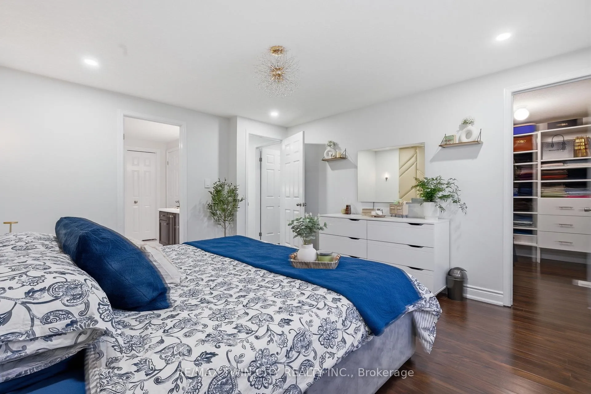 Photo 21 of 67 Bridlewreath Street, Kitchener — HOMEH