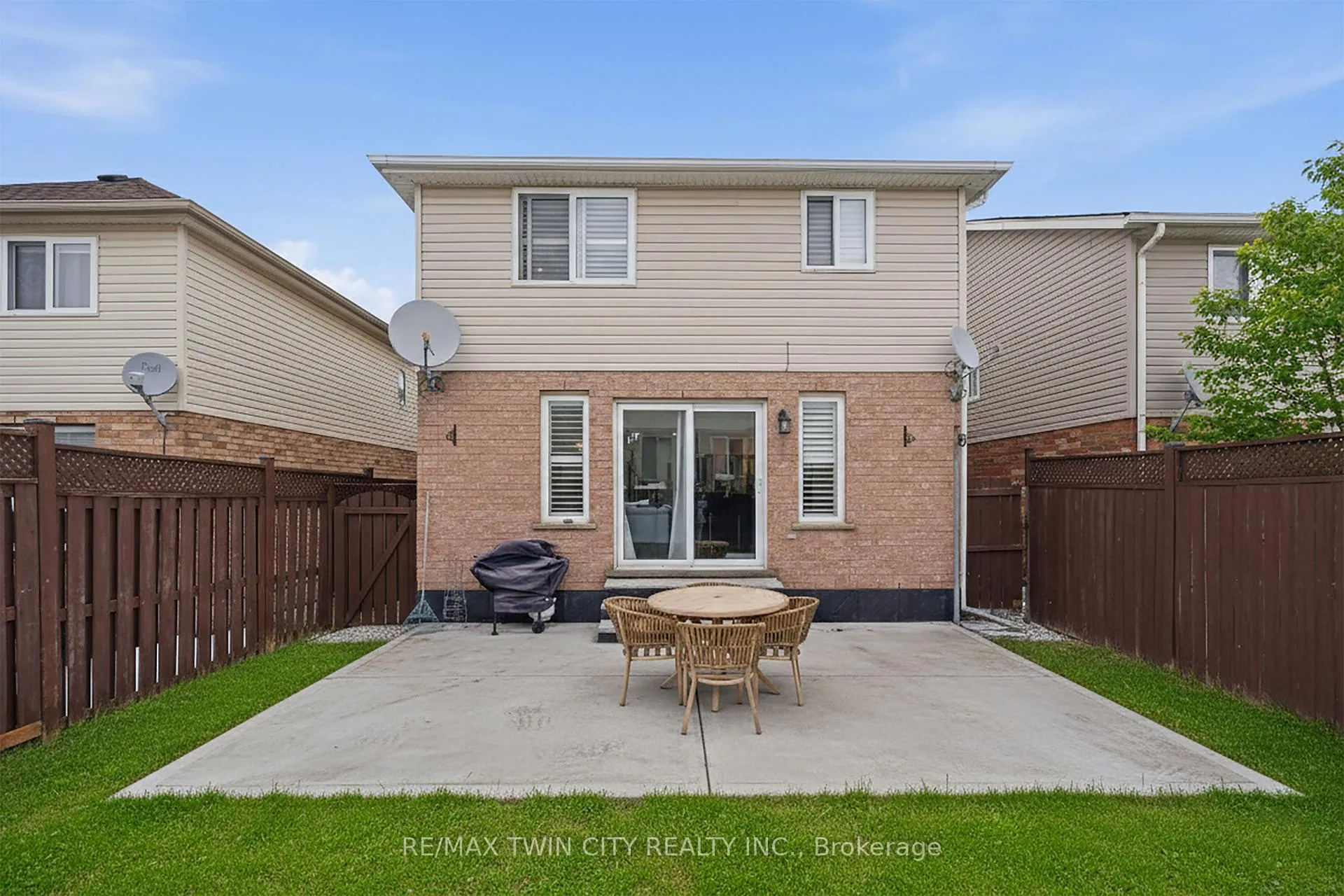 Photo 41 of 67 Bridlewreath Street, Kitchener — HOMEH