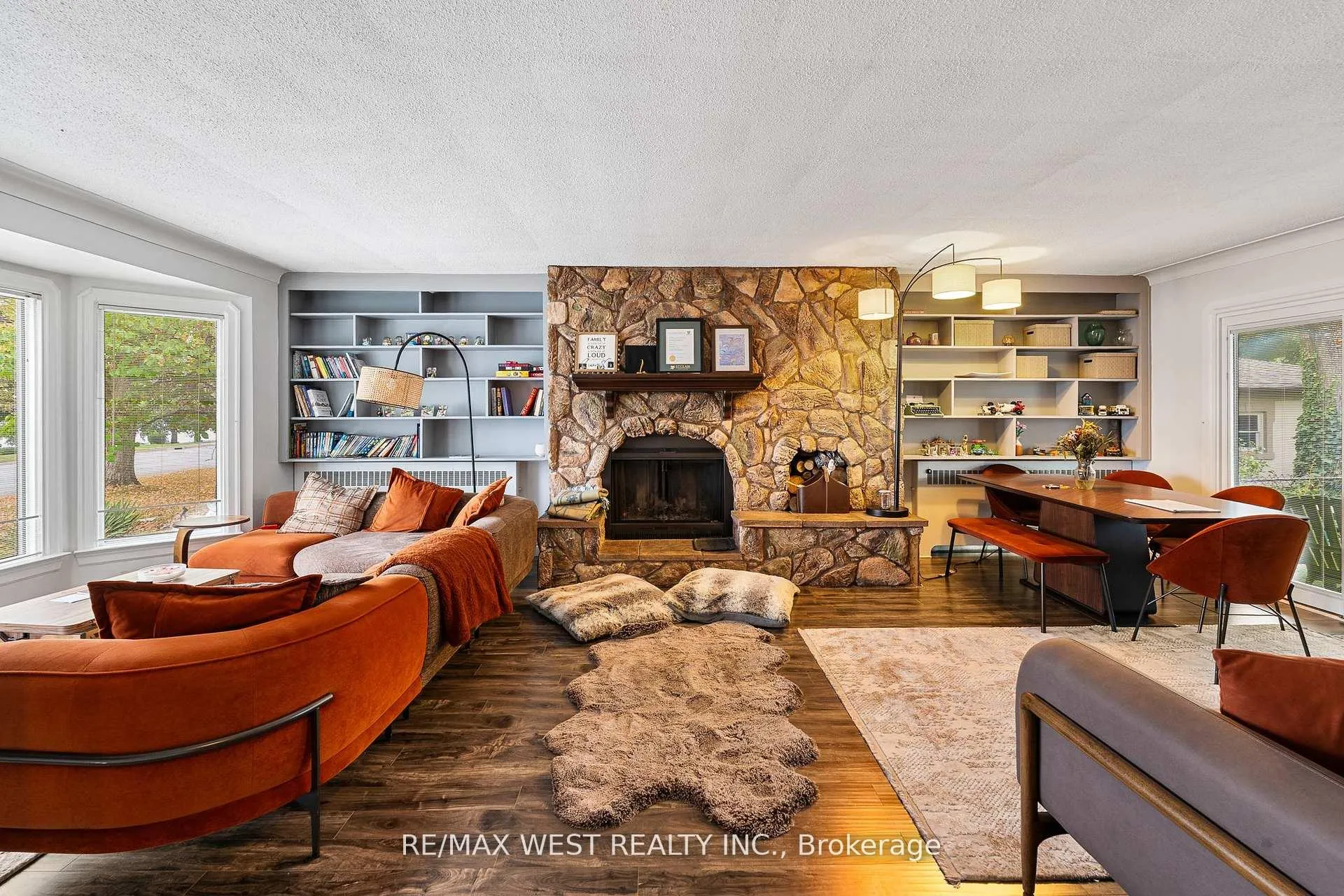 Photo 31 of 2437 Riverside Drive W, Windsor — HOMEH