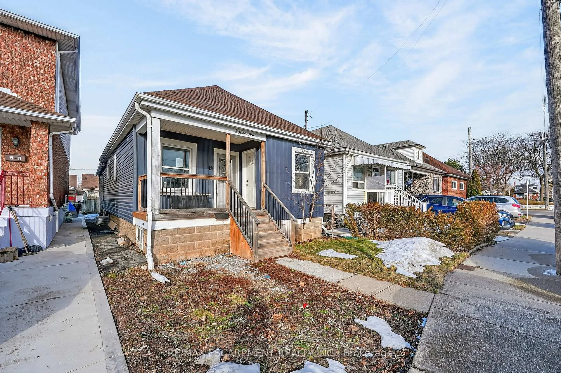 Photo 24 of 49 Allan Avenue, Hamilton, Homeside — HOMEH