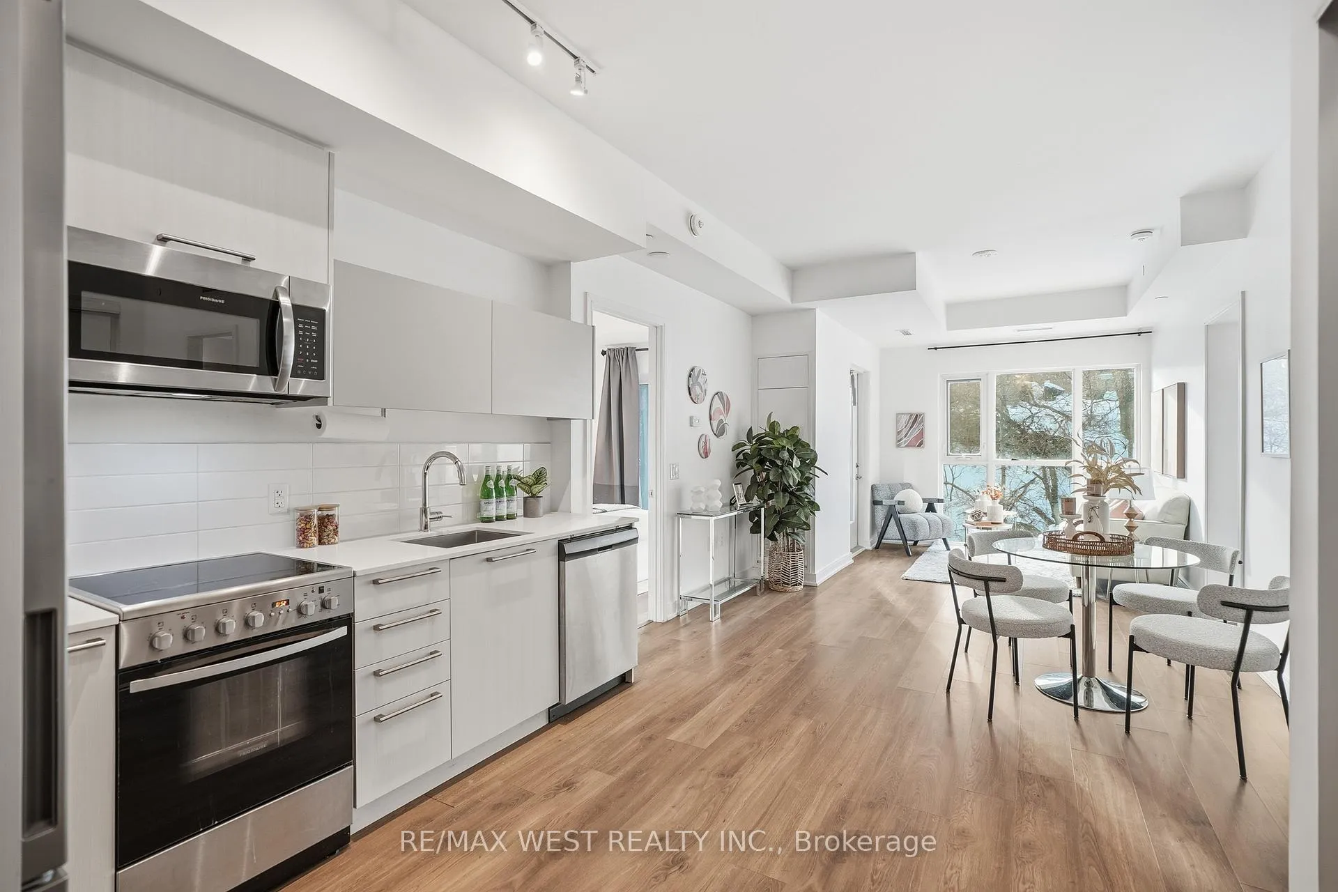 Front of Unit 306, 25 Neighbourhood Lane