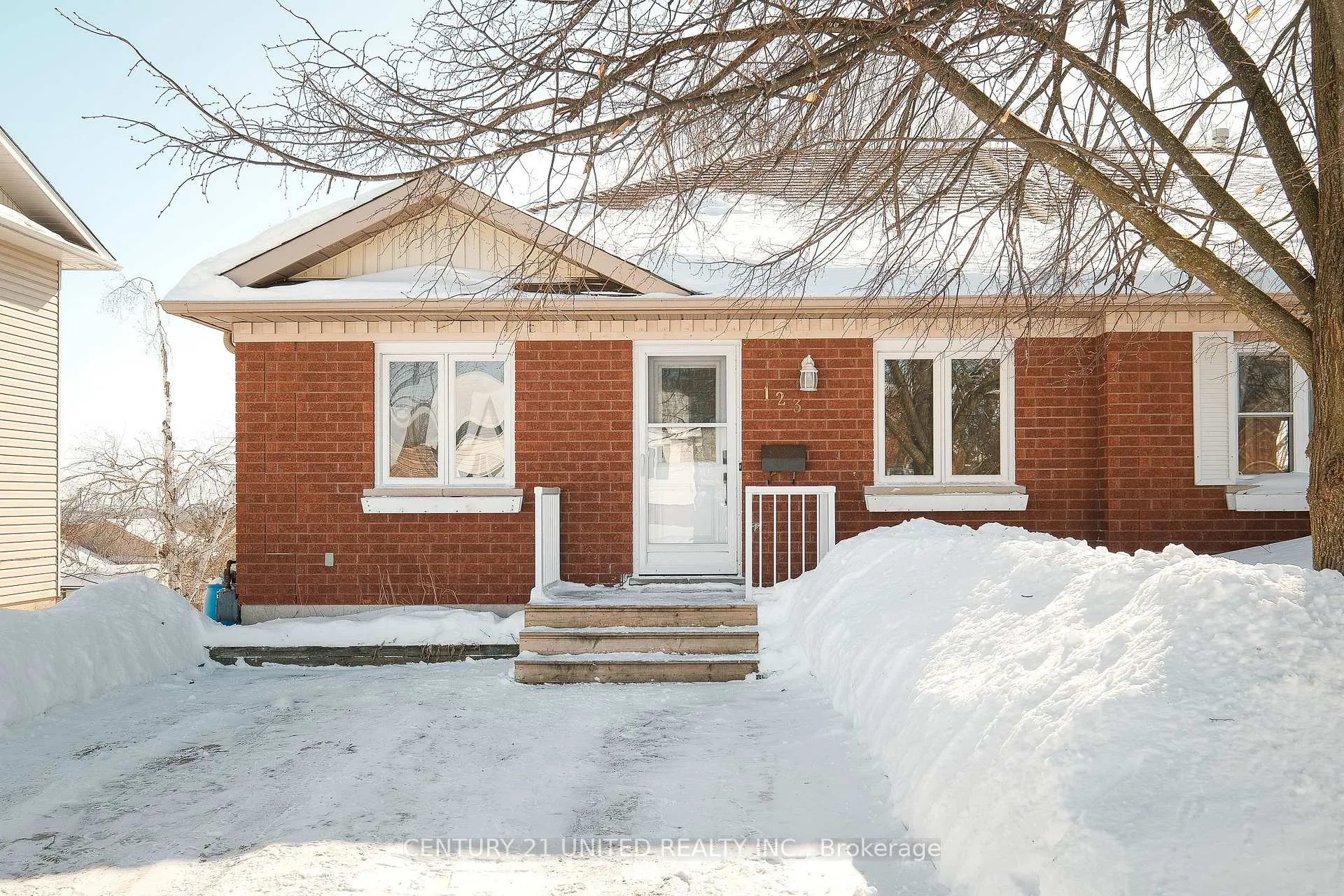 Photo 1 of 123 Towerhill Road, Peterborough, Northcrest Ward 5 — HOMEH
