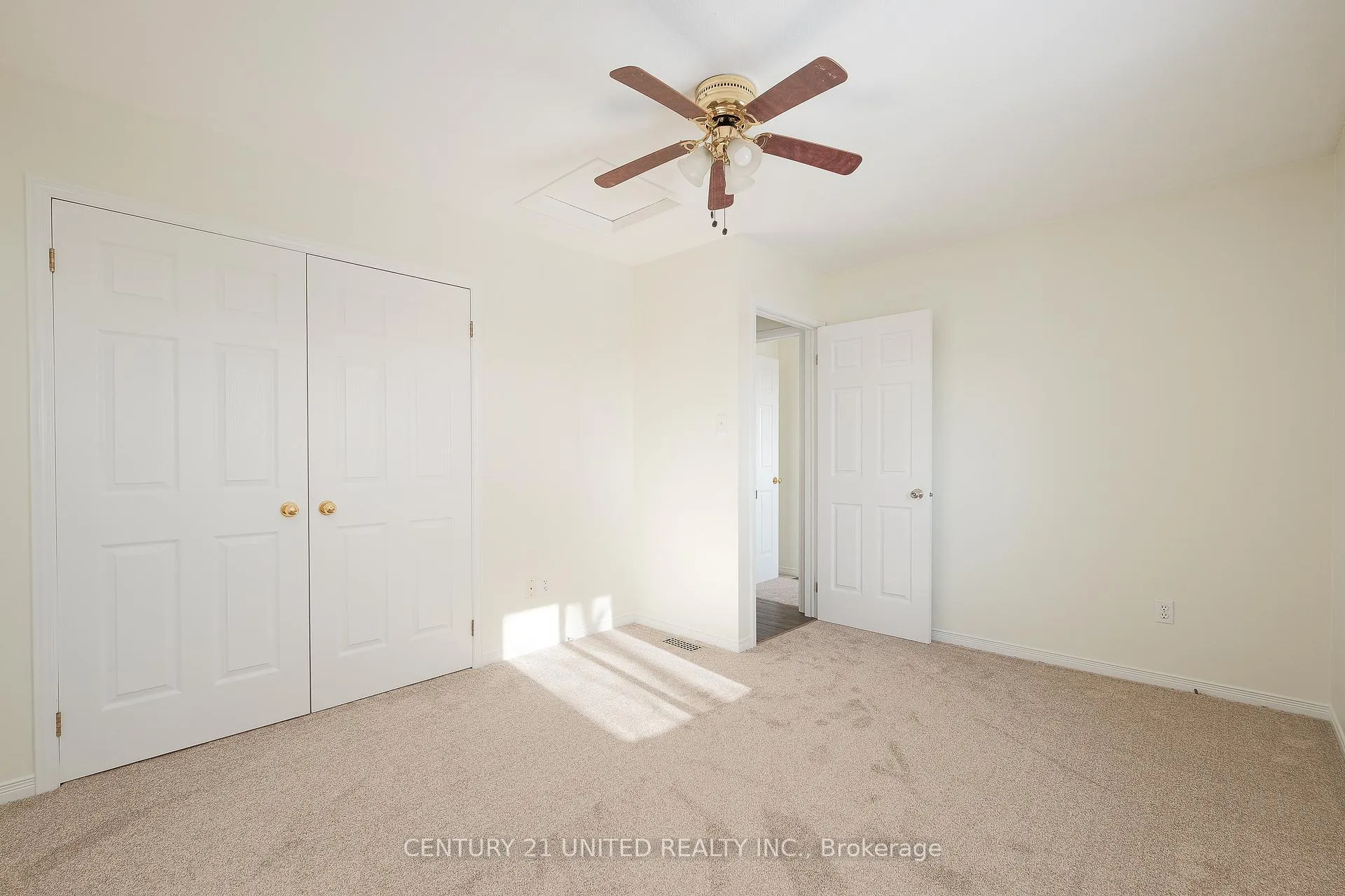 Photo 11 of 123 Towerhill Road, Peterborough, Northcrest Ward 5 — HOMEH