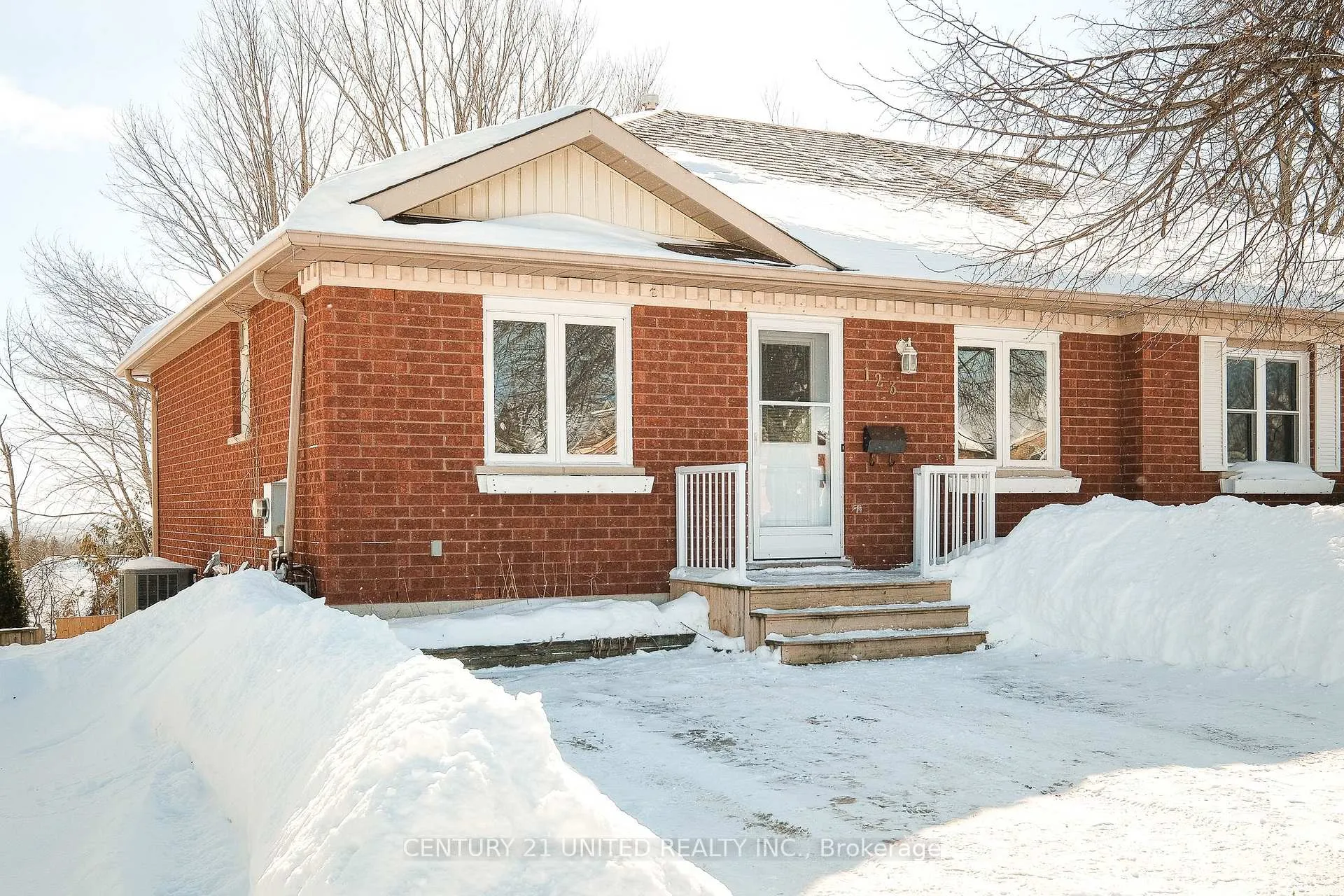Photo 21 of 123 Towerhill Road, Peterborough, Northcrest Ward 5 — HOMEH