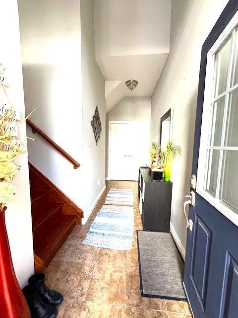 Photo 3 of Unit 4, 5090 Fairview Street, Burlington, Appleby — HOMEH