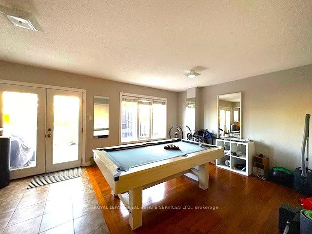 Photo 10 of Unit 4, 5090 Fairview Street, Burlington, Appleby — HOMEH