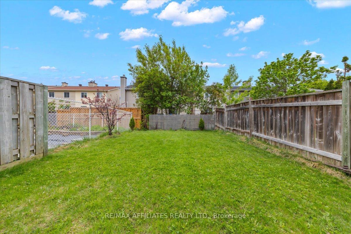 Photo 38 of 51 Newport Crescent, Ottawa, Hunt Club Park/Greenboro — HOMEH