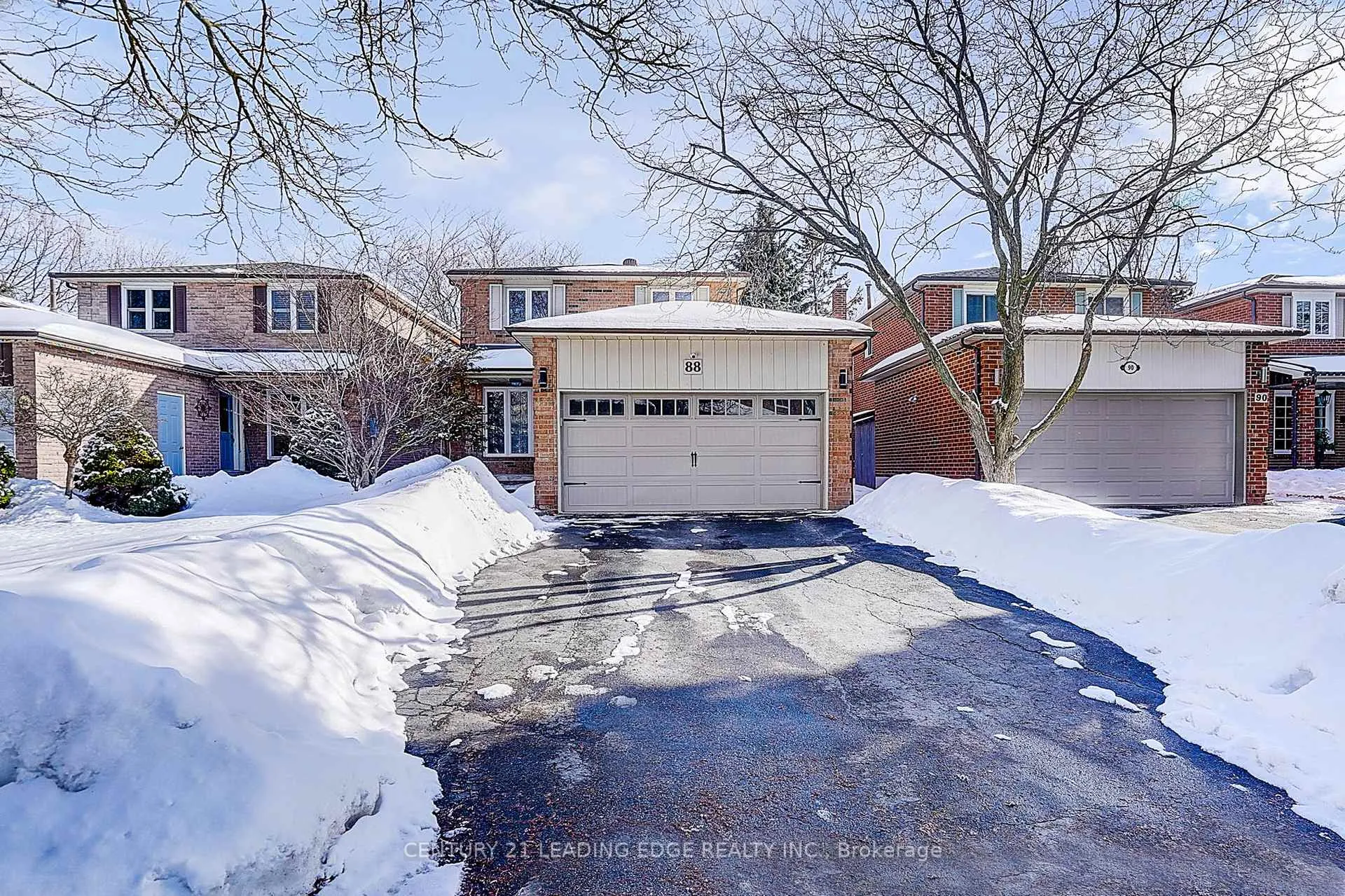 Photo 1 of 88 Spragg Circle, Markham, Markham Village — HOMEH