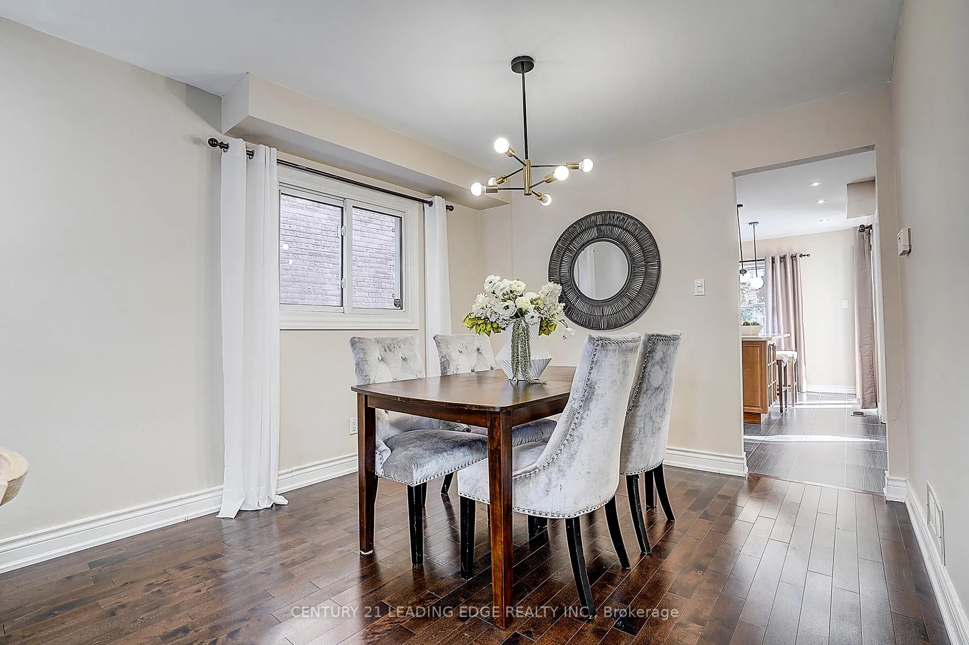 Photo 15 of 88 Spragg Circle, Markham, Markham Village — HOMEH