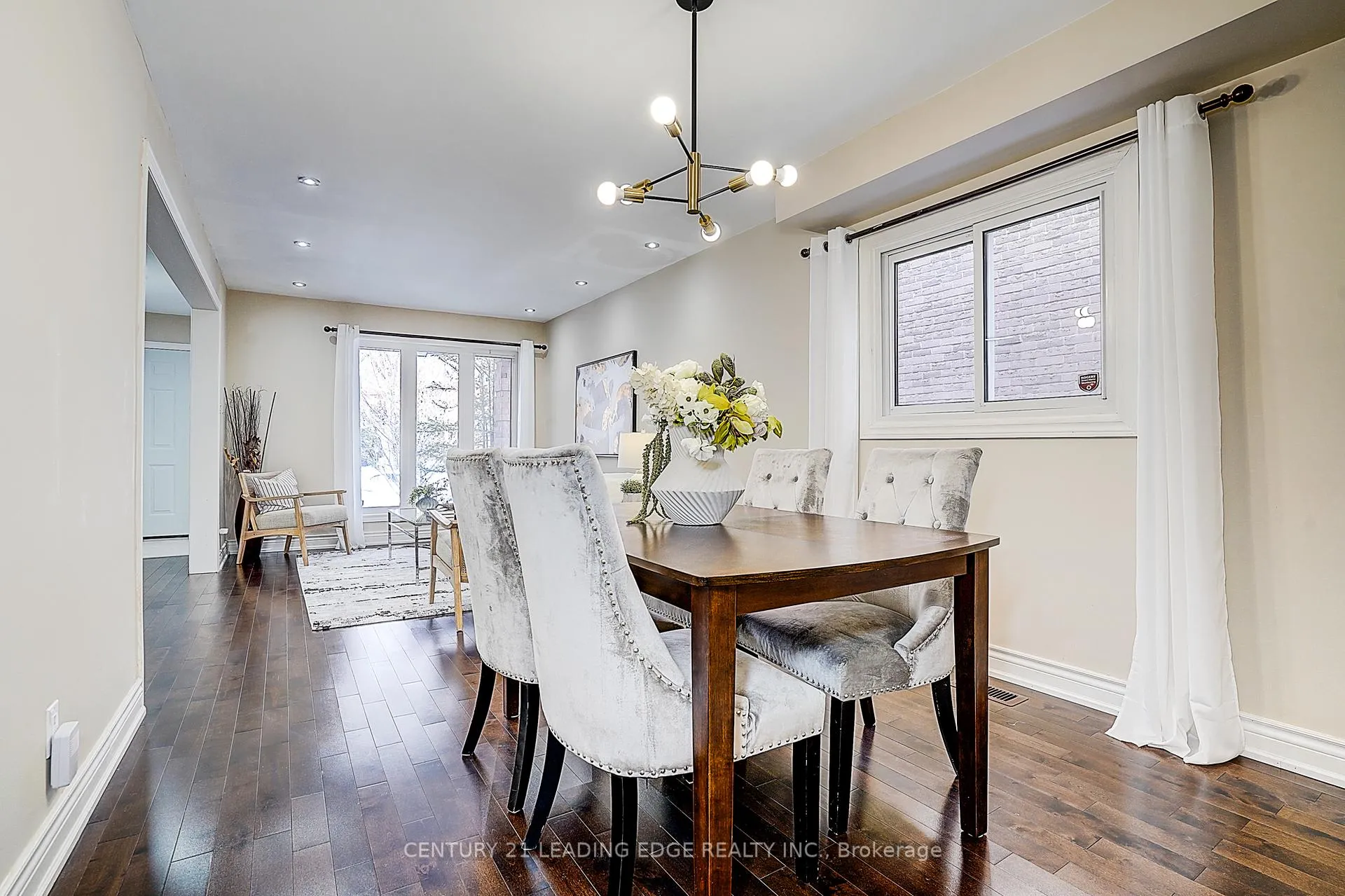 Photo 16 of 88 Spragg Circle, Markham, Markham Village — HOMEH