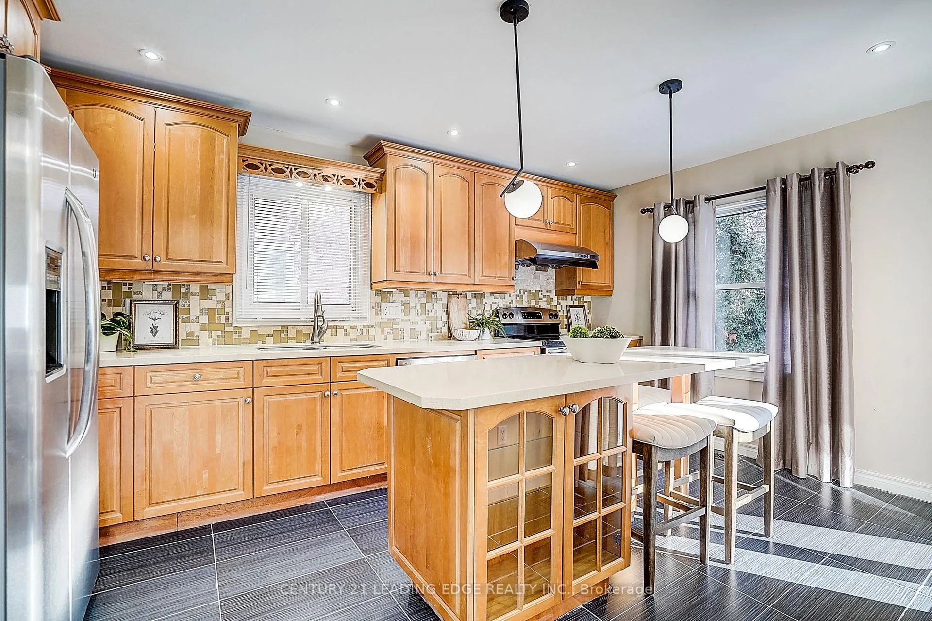 Photo 22 of 88 Spragg Circle, Markham, Markham Village — HOMEH