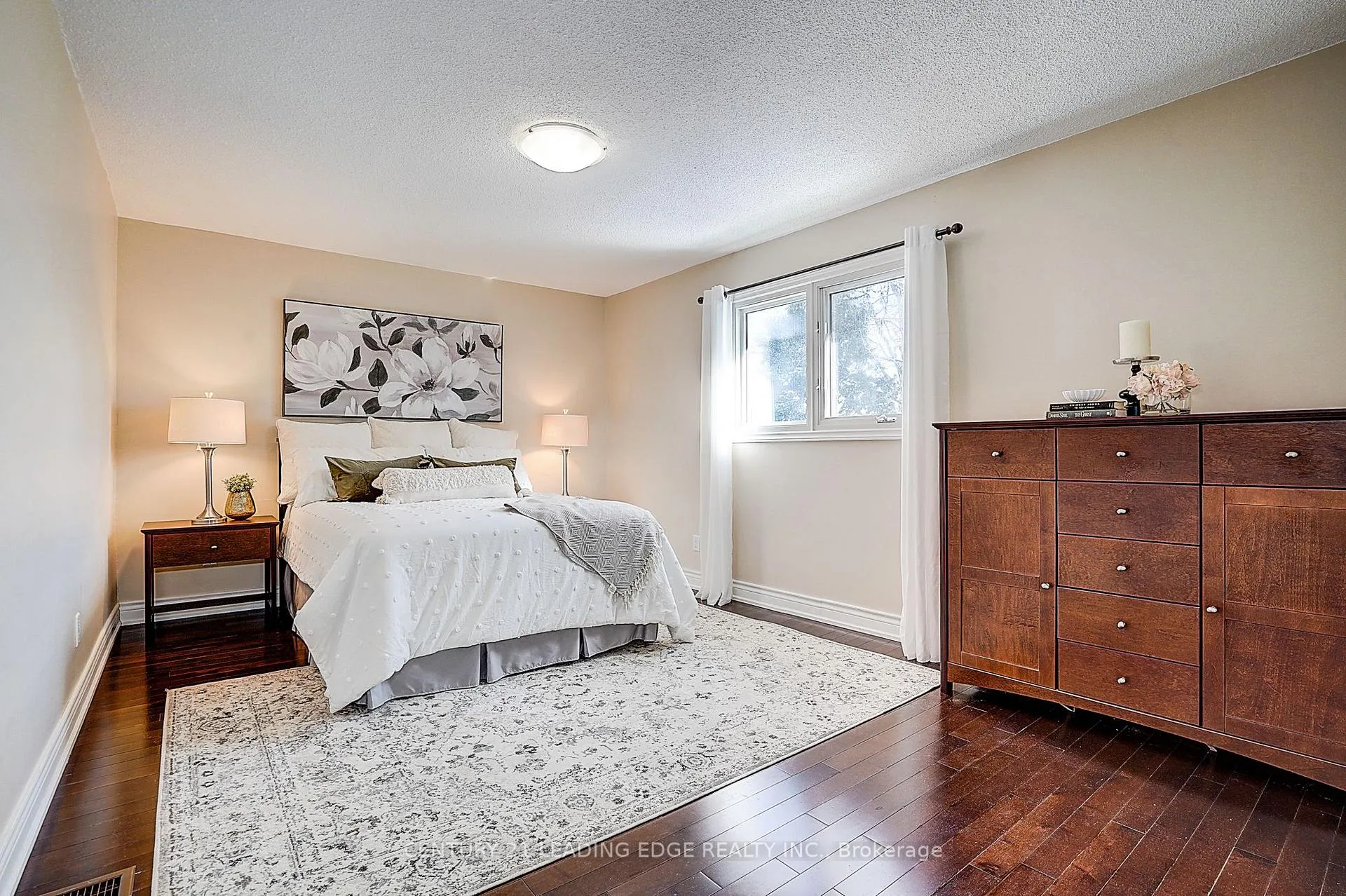 Photo 34 of 88 Spragg Circle, Markham, Markham Village — HOMEH