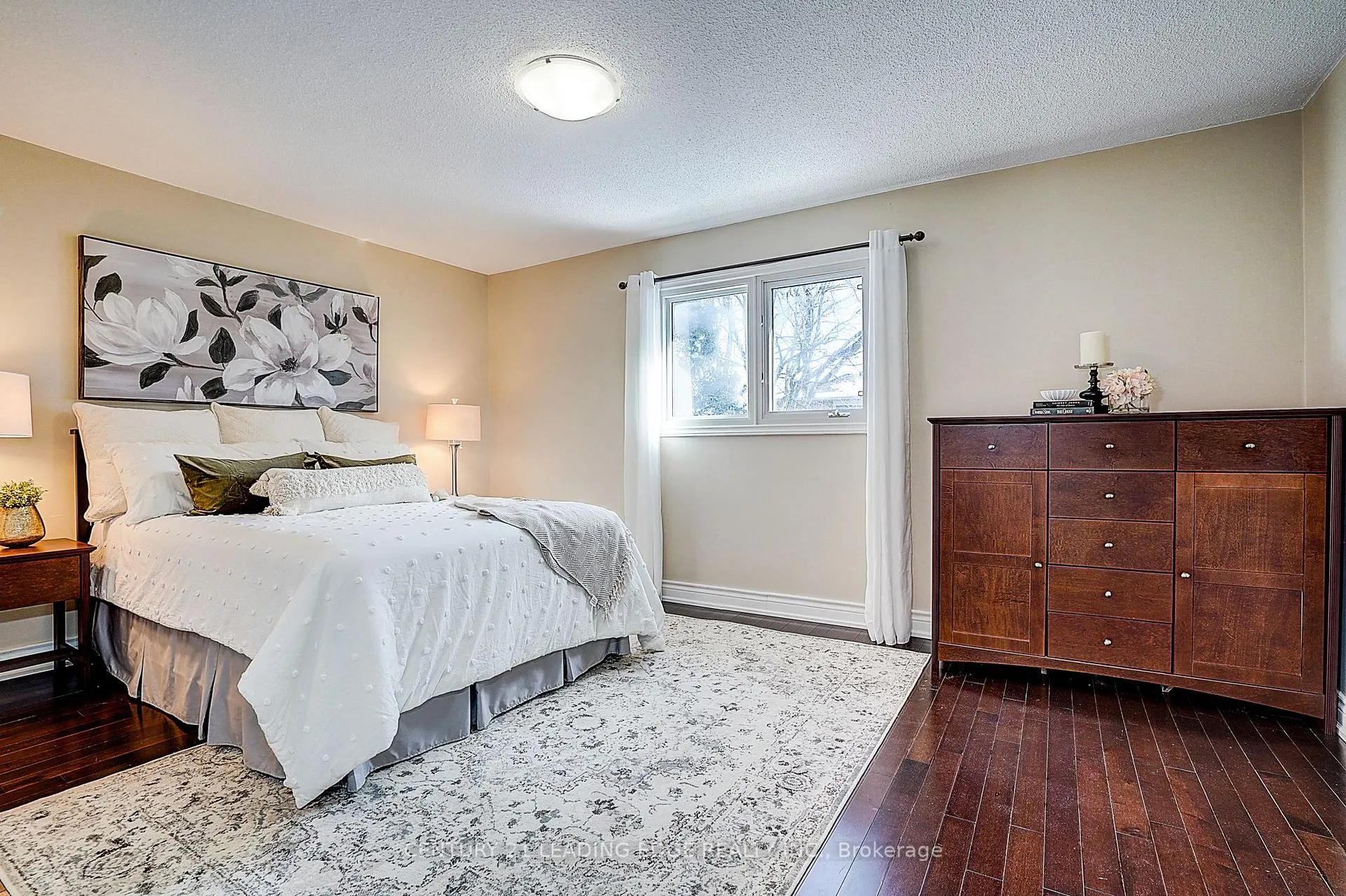 Photo 35 of 88 Spragg Circle, Markham, Markham Village — HOMEH