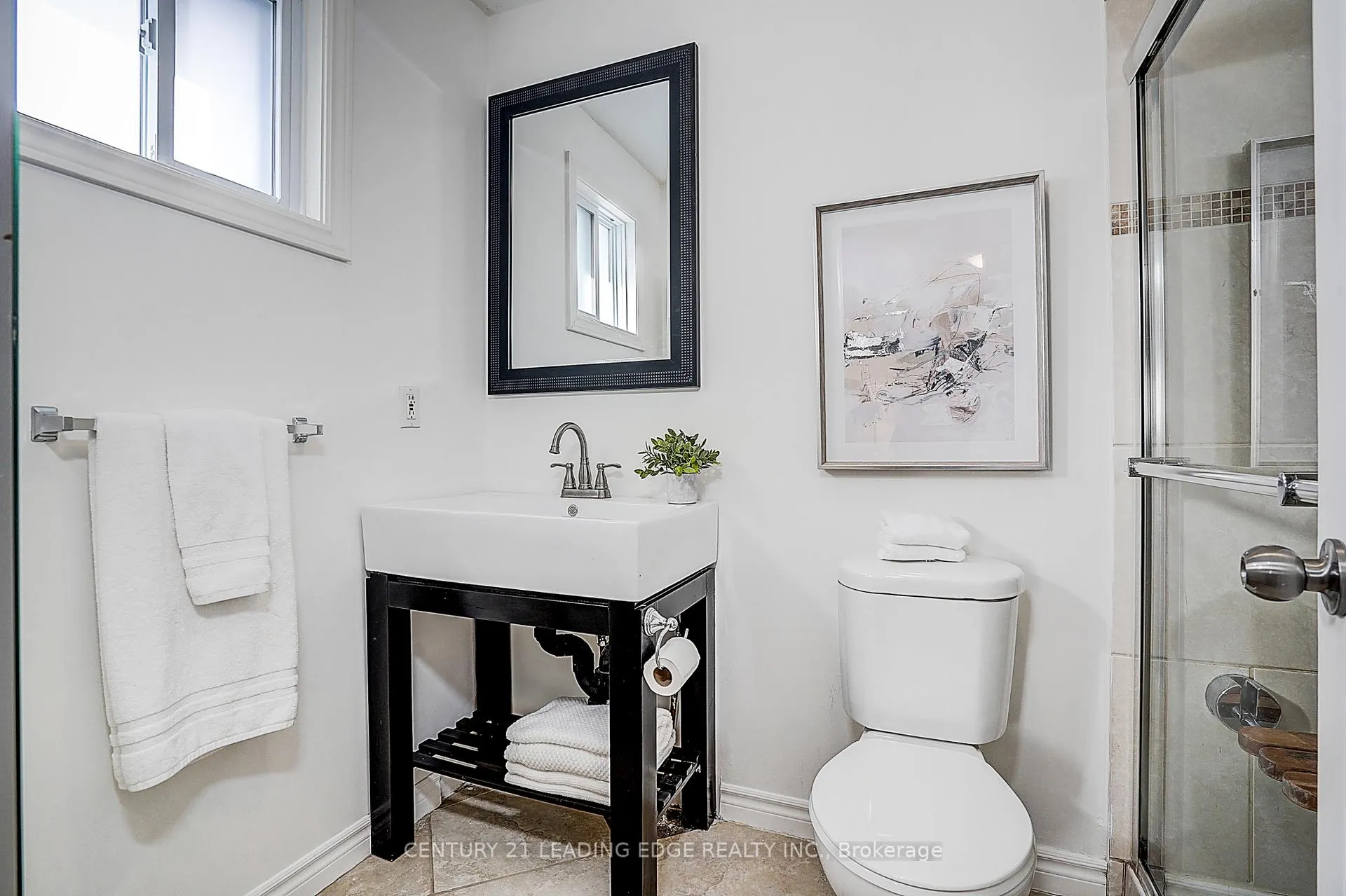 Photo 37 of 88 Spragg Circle, Markham, Markham Village — HOMEH