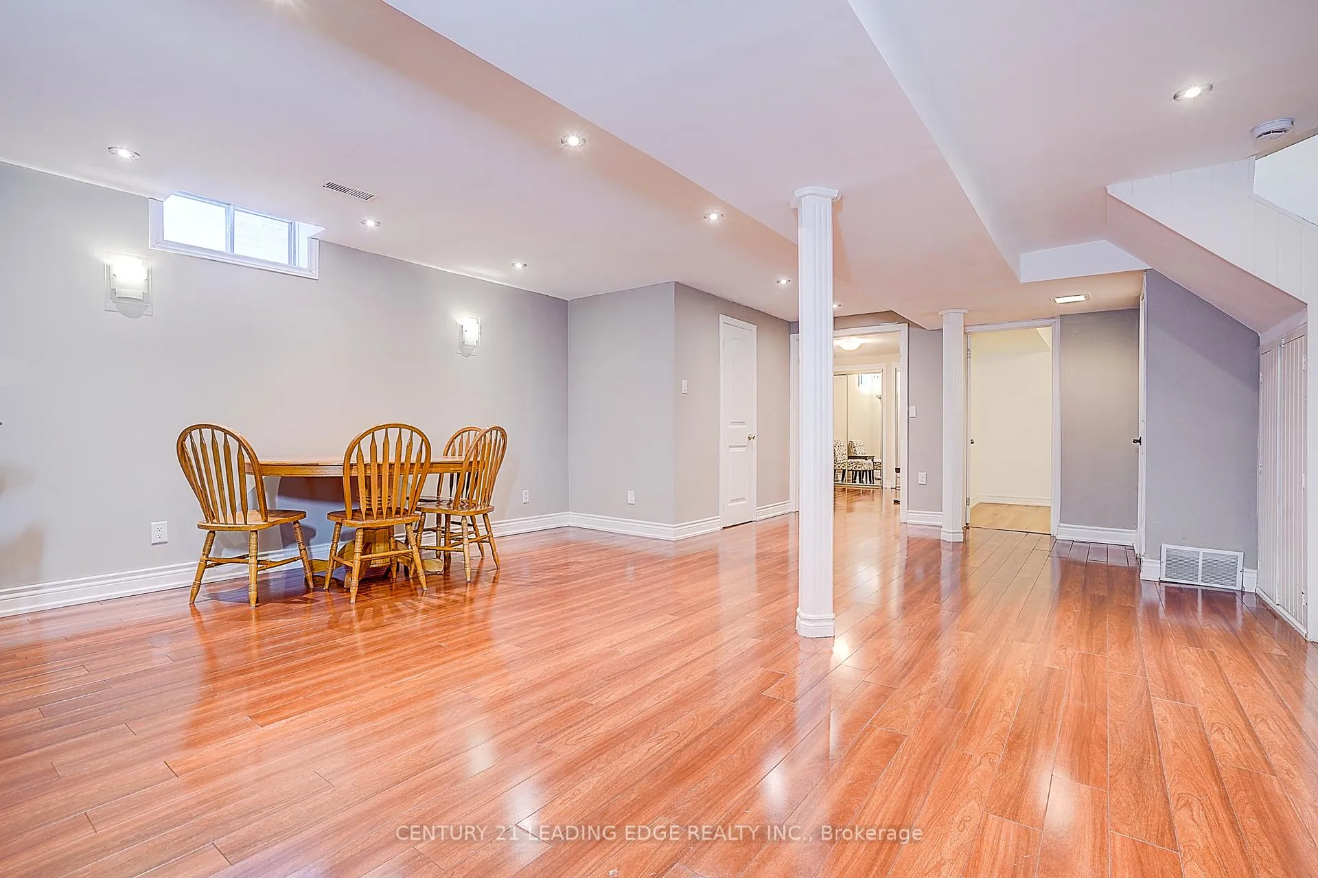 Photo 45 of 88 Spragg Circle, Markham, Markham Village — HOMEH