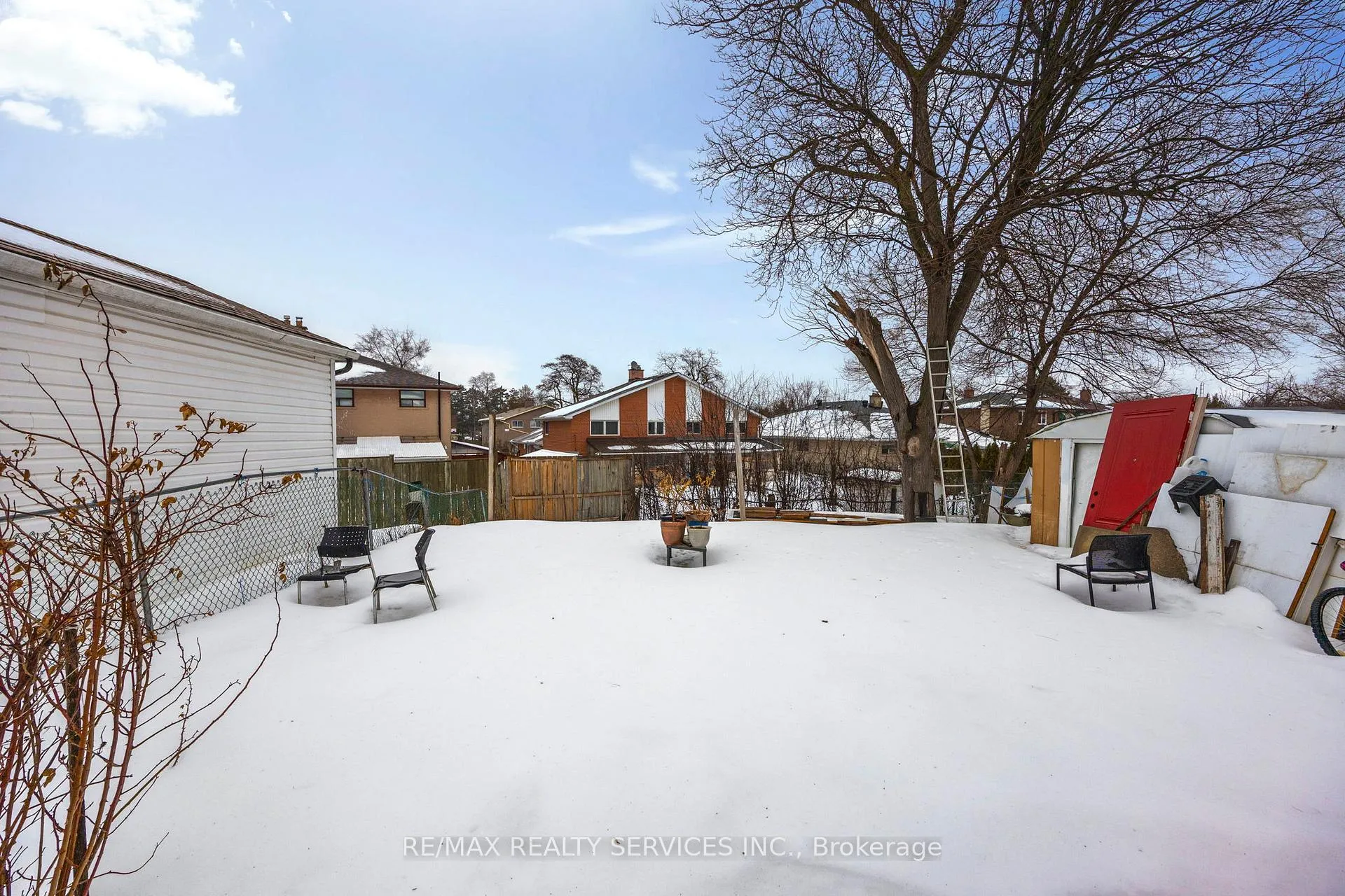 Photo 36 of 21 Radwinter Drive, Etobicoke, Thistletown-Beaumonde Heights — HOMEH