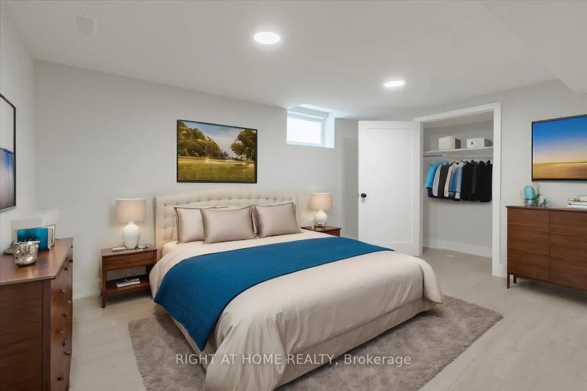 Photo 7 of Unit Lower, 42 Armour Street, Vaughan, Maple — HOMEH