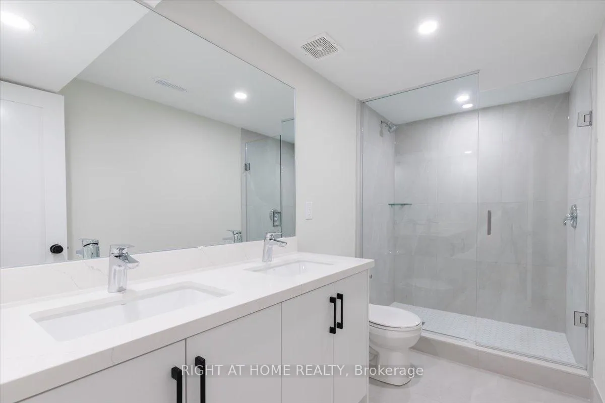 Photo 8 of Unit Lower, 42 Armour Street, Vaughan, Maple — HOMEH