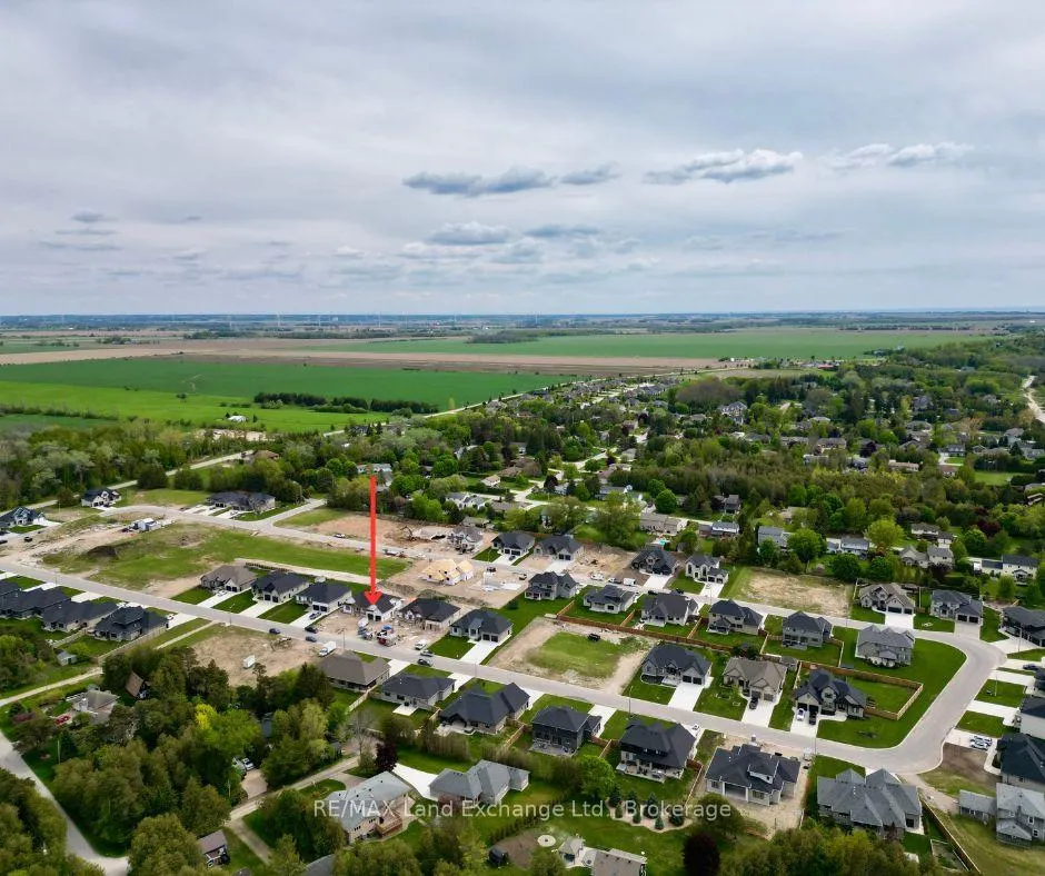 Photo 47 of 920 Bogdanovic Way, Huron-Kinloss — HOMEH