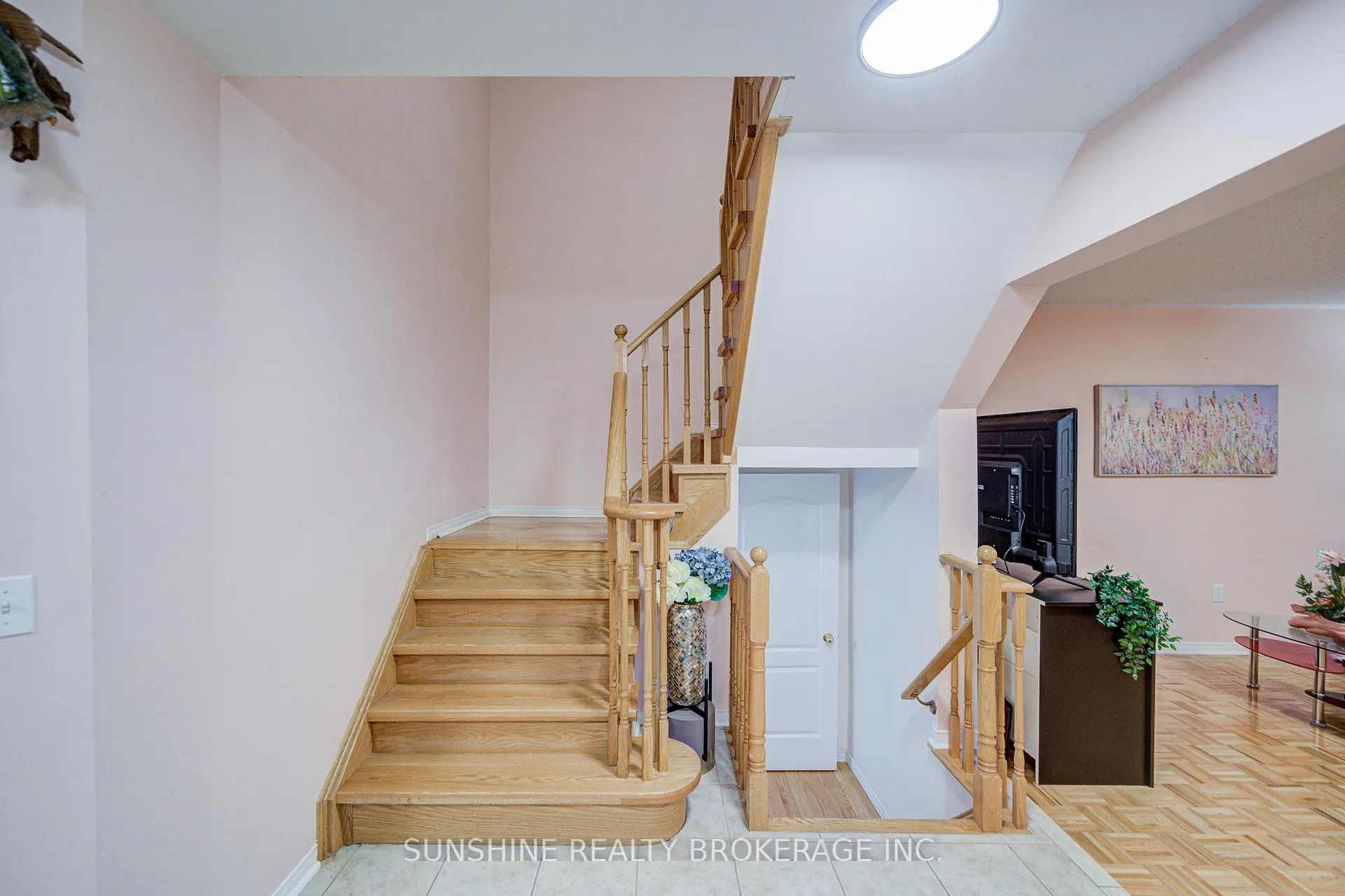 Photo 11 of 357 Bur Oak Avenue, Markham, Berczy — HOMEH