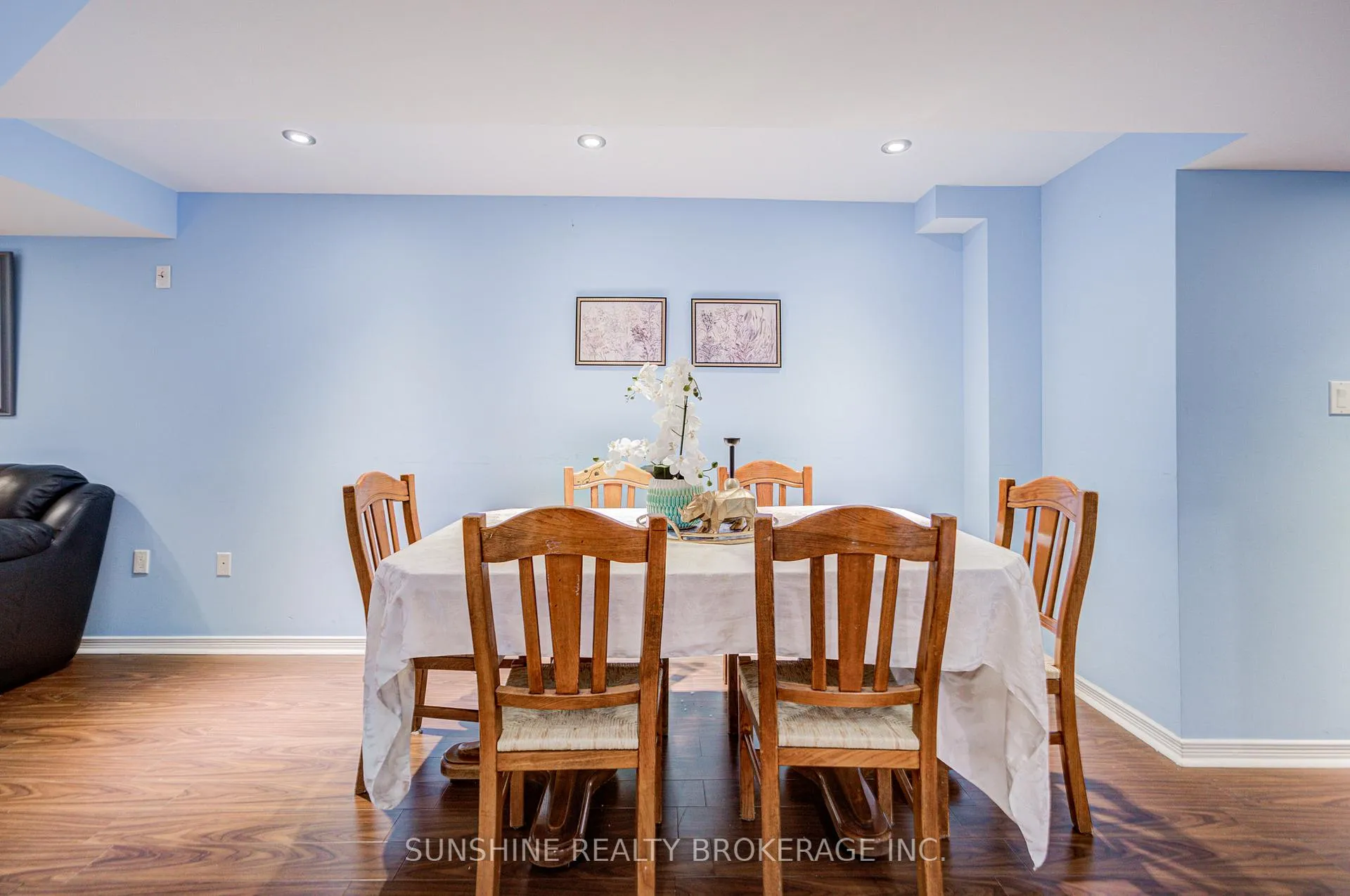 Photo 34 of 357 Bur Oak Avenue, Markham, Berczy — HOMEH