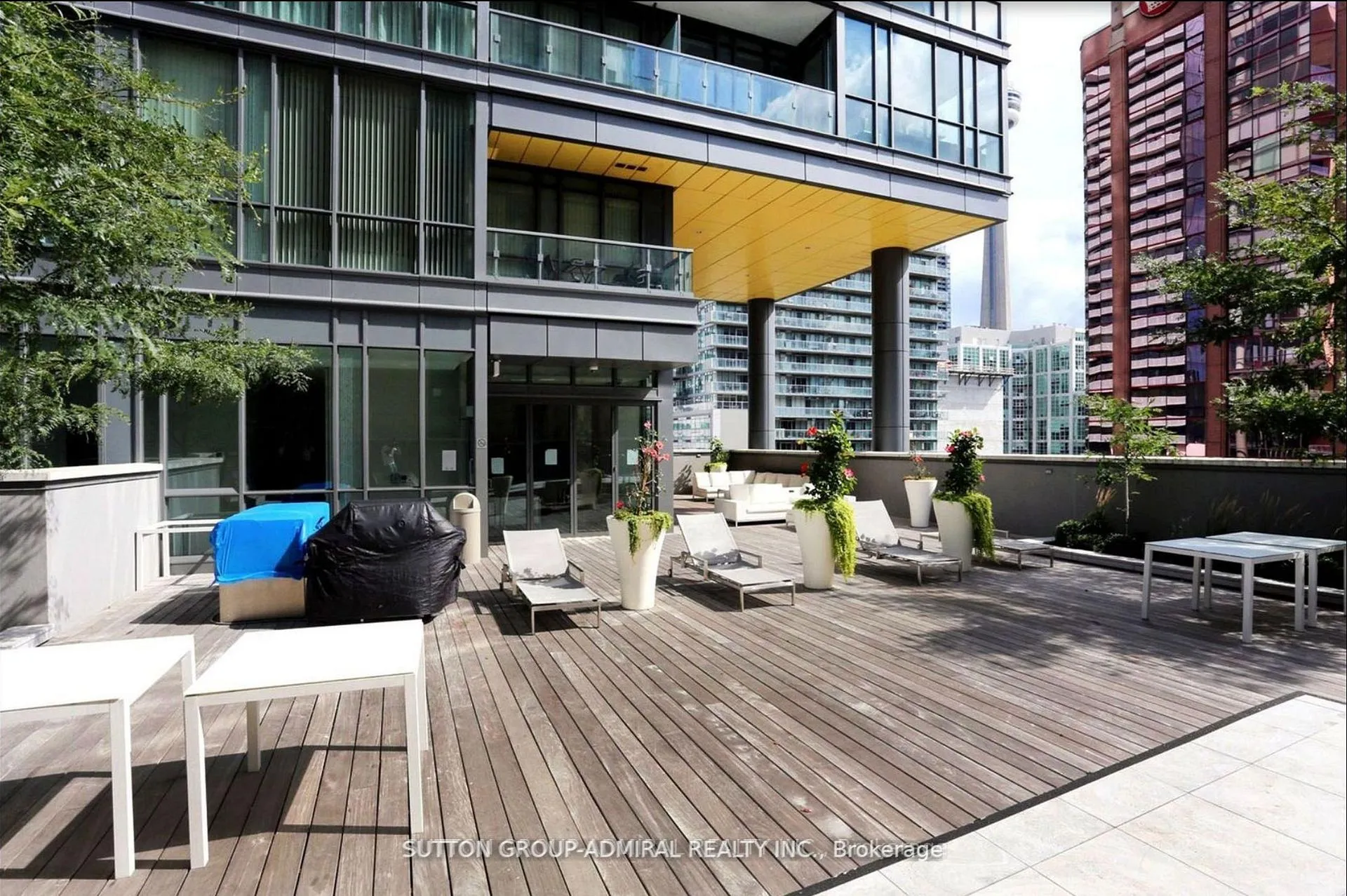 Photo 6 of Unit 611, 8 Charlotte Street, Toronto, Waterfront Communities — HOMEH