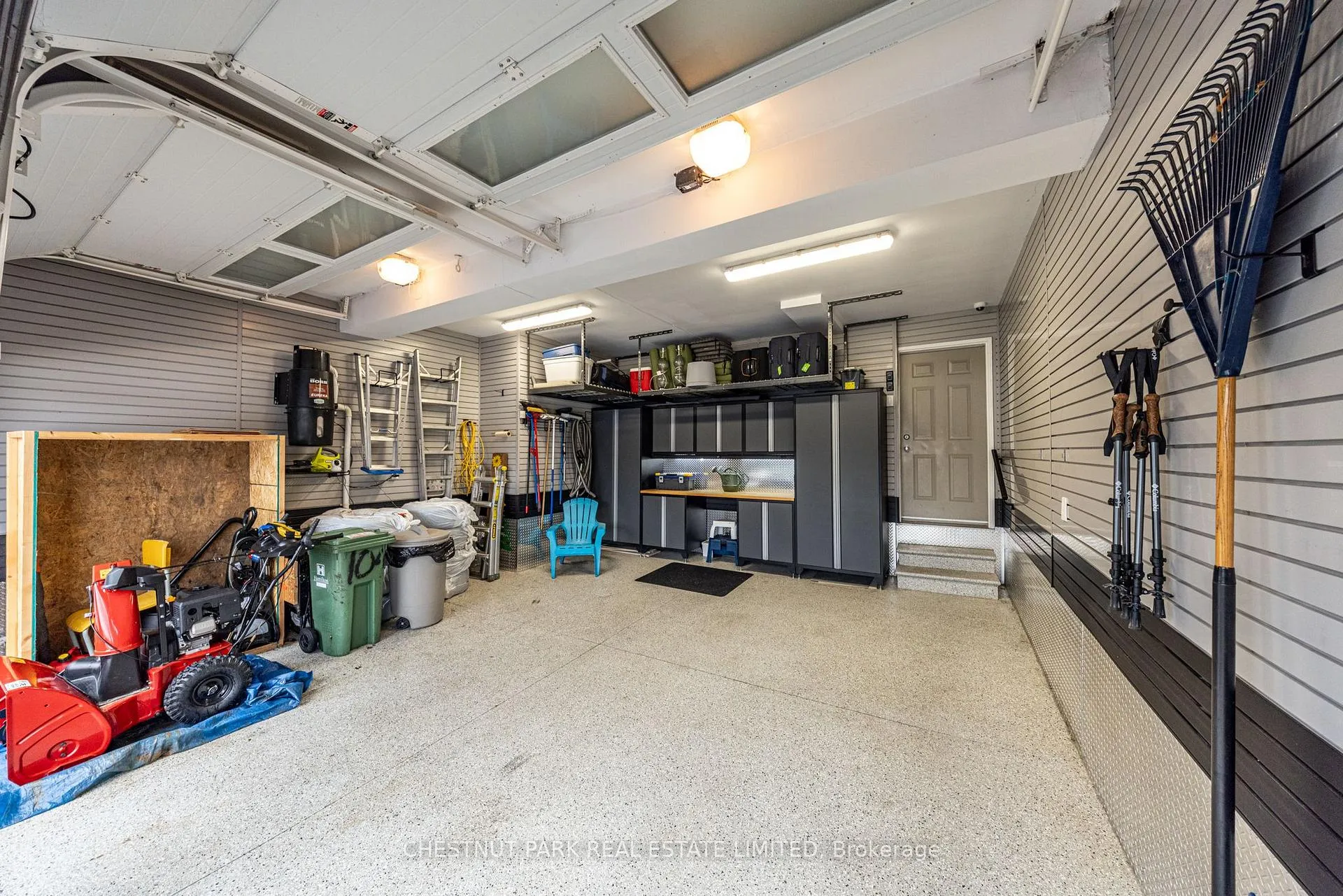 Photo 34 of 104 Gatestone Drive, Hamilton, Stoney Creek Mountain — HOMEH