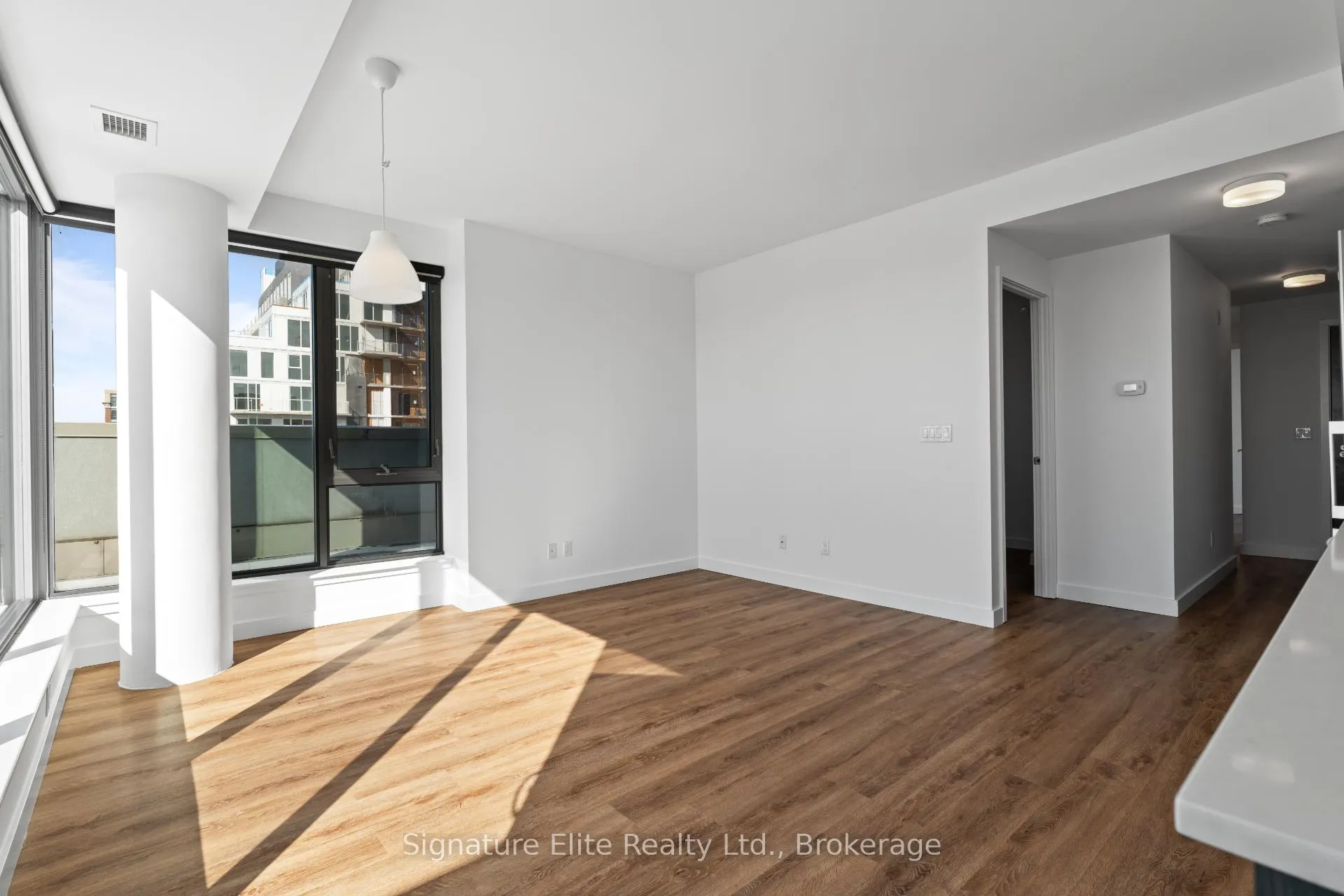 Photo 3 of Unit 804, 109 Vaughan Road, Toronto, Humewood-Cedarvale — HOMEH