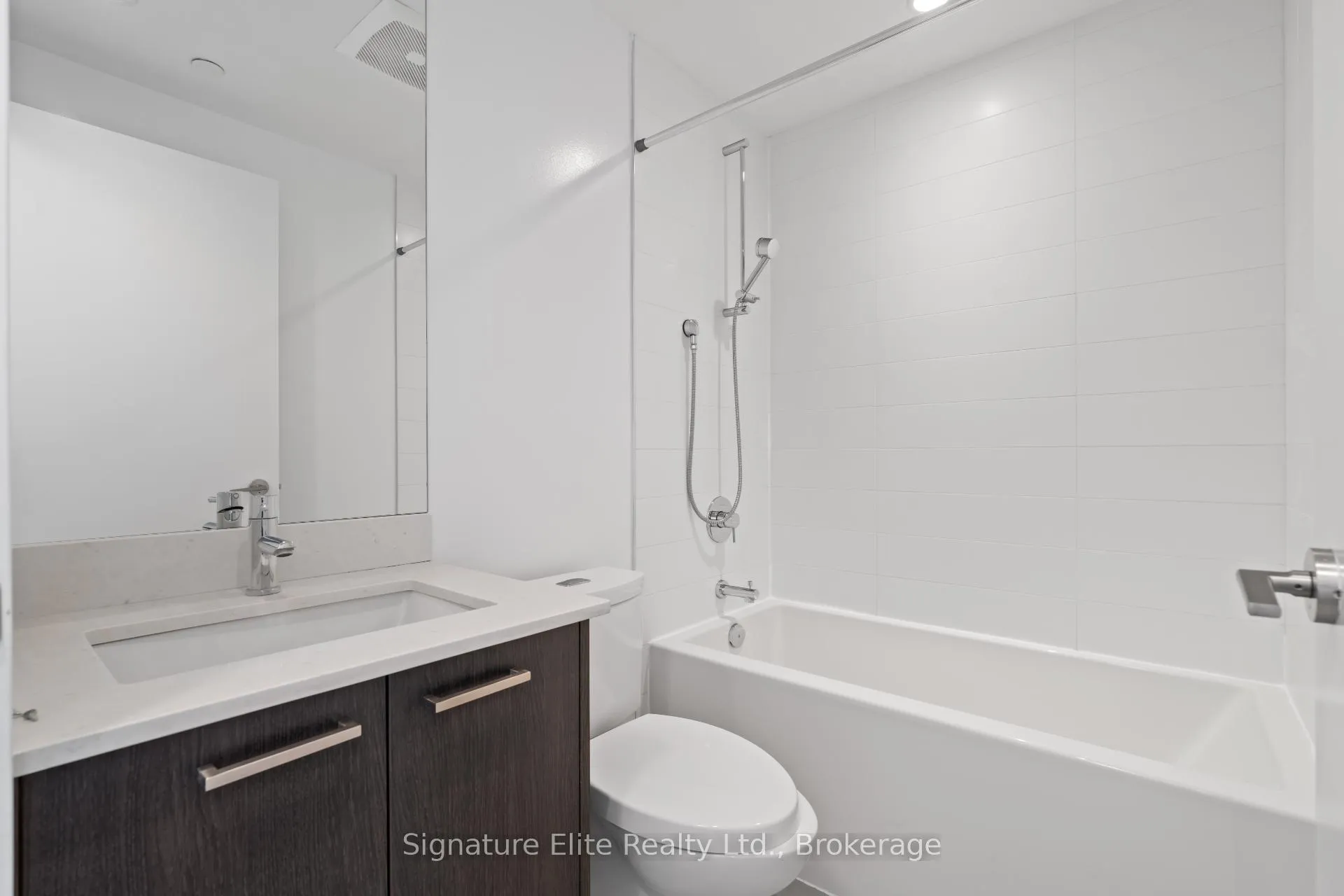 Photo 6 of Unit 804, 109 Vaughan Road, Toronto, Humewood-Cedarvale — HOMEH